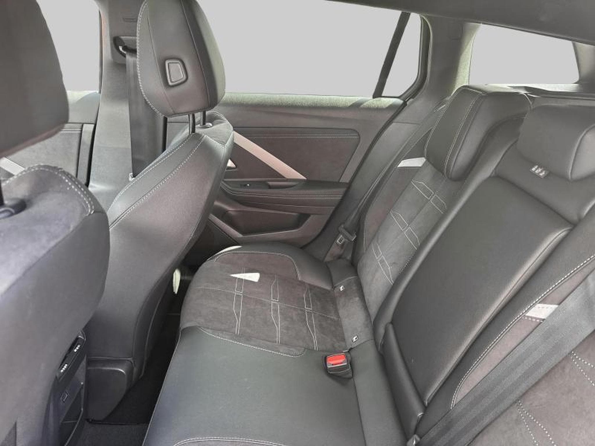 Opel Astra L Gs Line (2025) - Photo 6