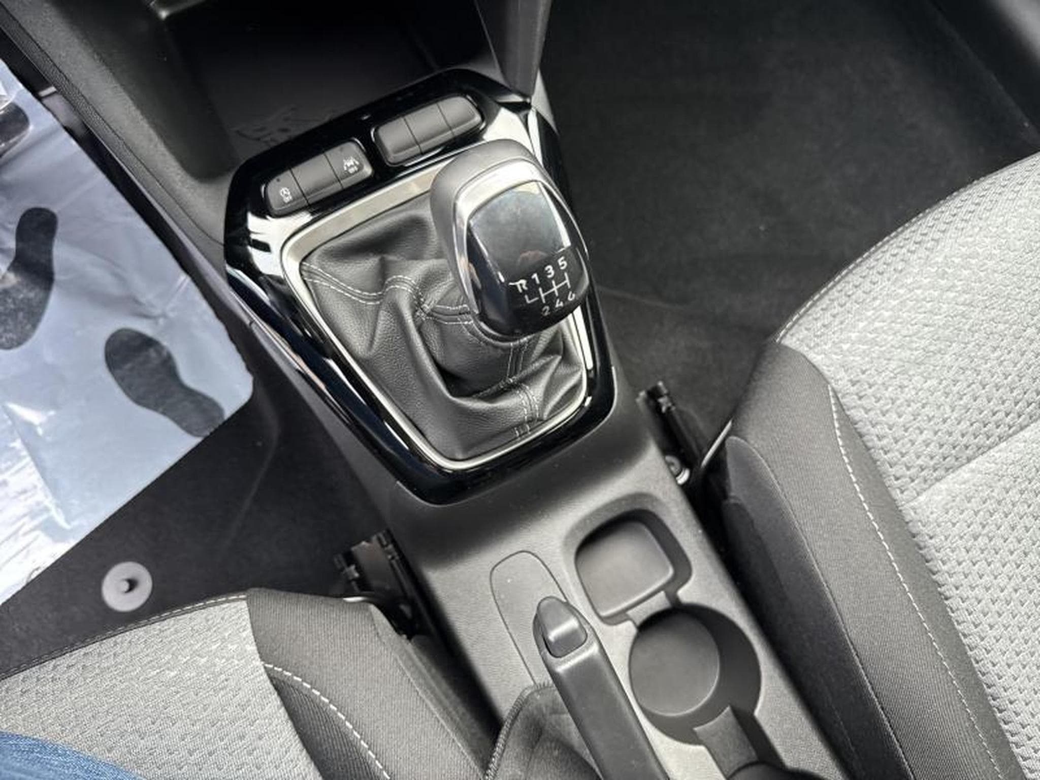 Opel Corsa F Edition (2025) - Photo 19