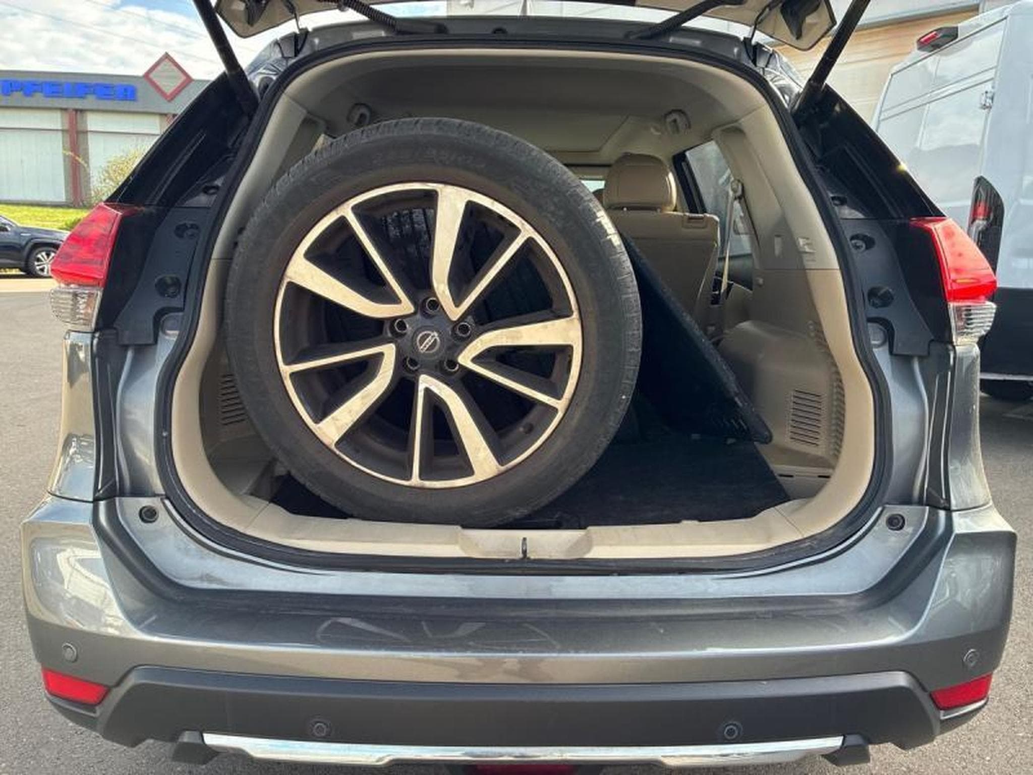 Nissan X-Trail Teckna (2019) - Photo 5