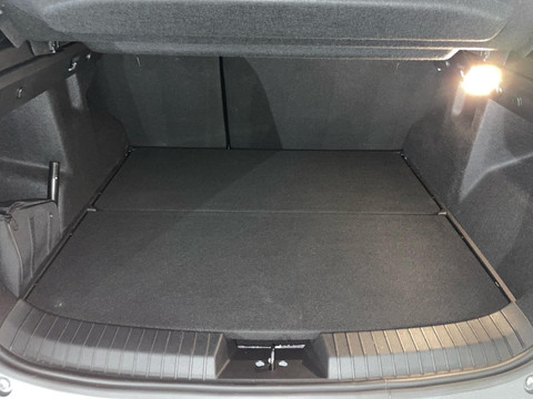 Dacia Duster Hybrid 140 Extreme (2024) - Photo 12