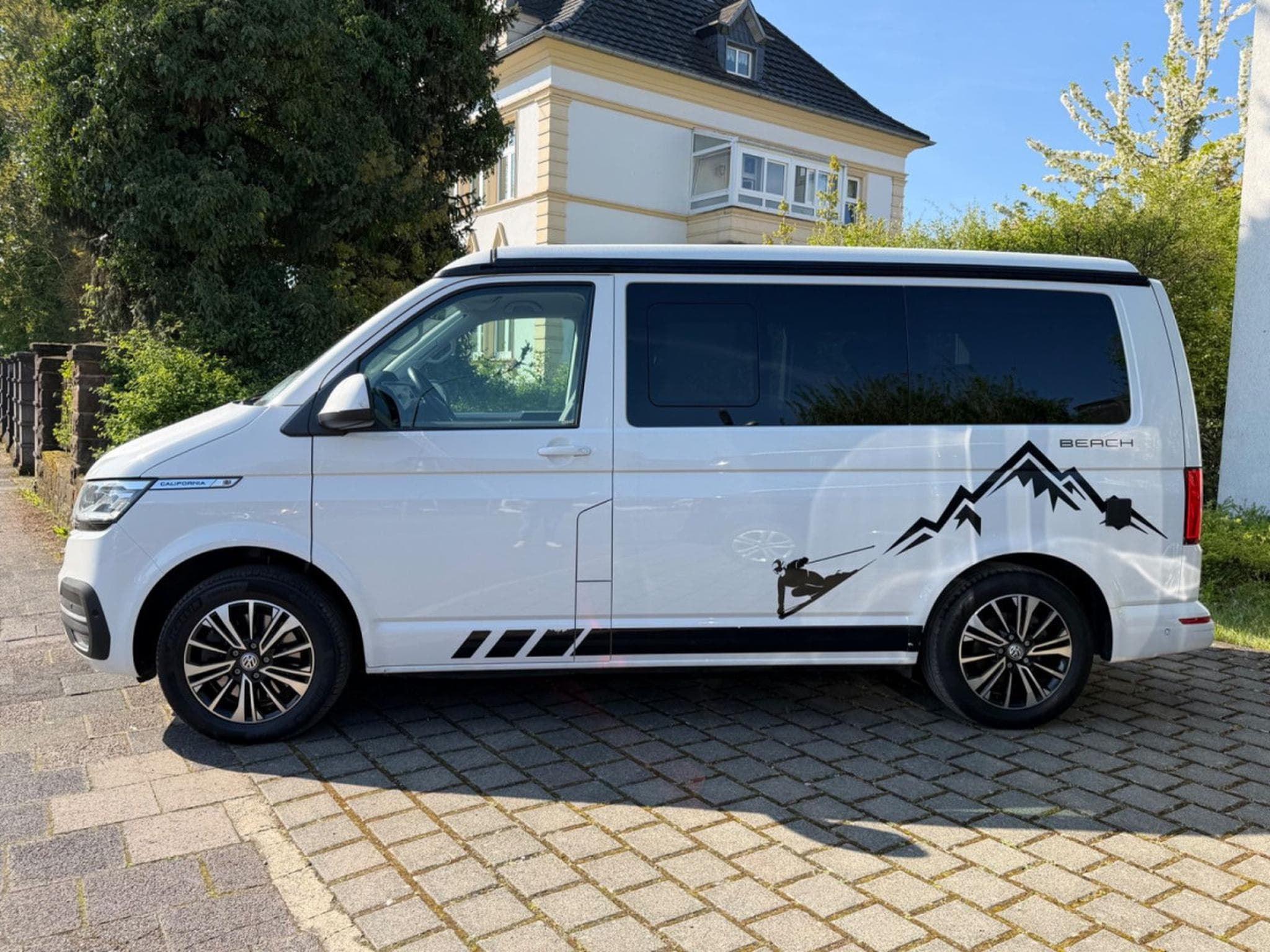 VW T6.1 T6 California  Beach Camper 4Motion (2022) - Photo 4