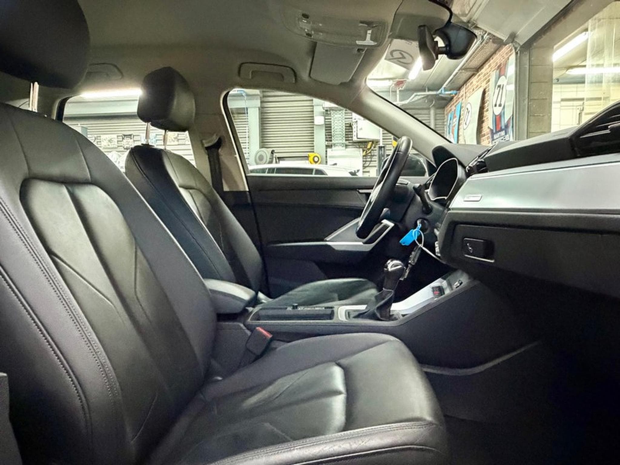 Audi Q3 Q3 35 TDi 2.0 150cv auto Cuir/Navig/ClimaA/SiègCh (2021) - Photo 8