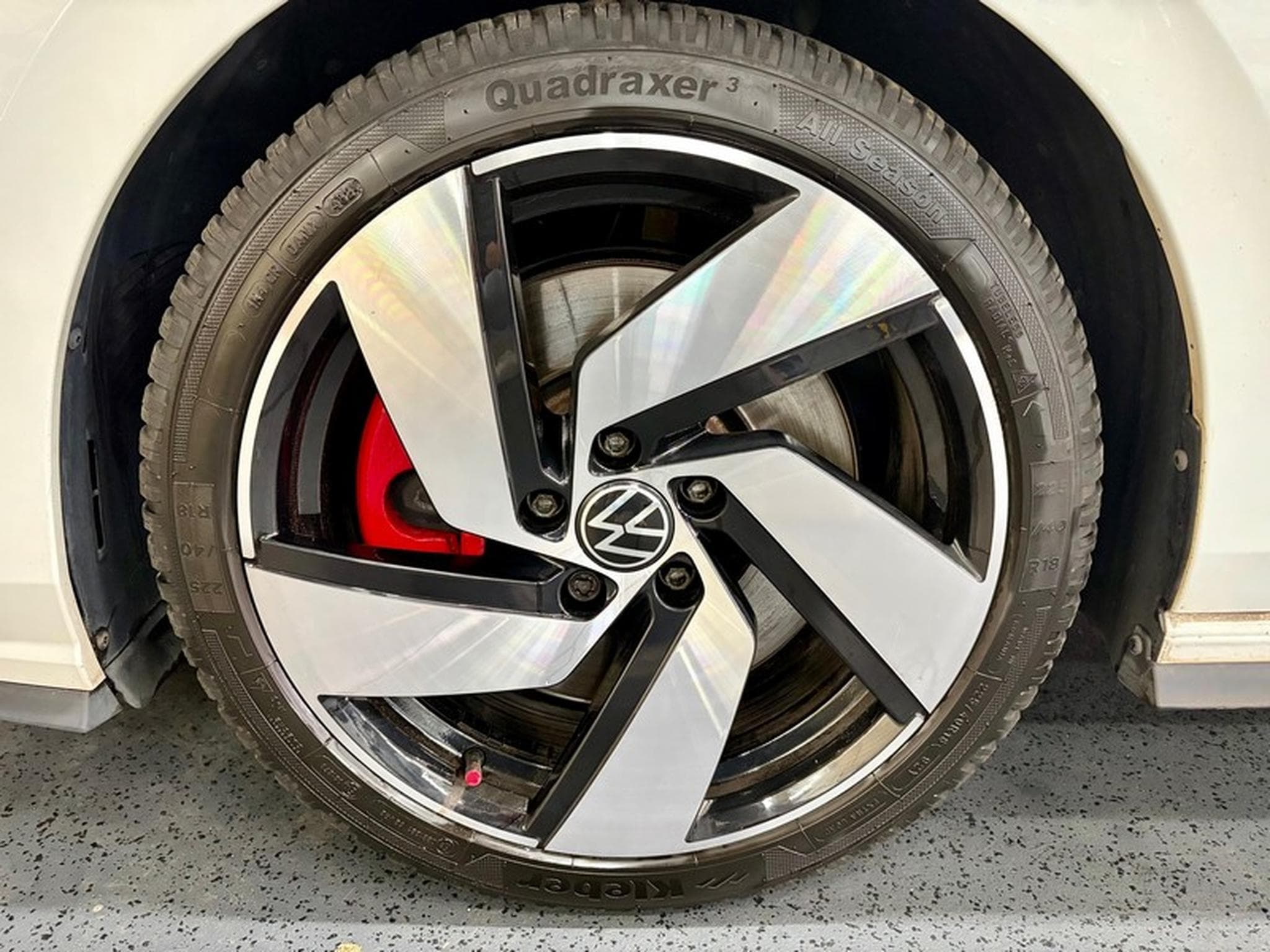 VW Golf Golf VIII GTI 2.0 TSI 245cv Auto Cuir/Navig/SiègCh+V (2021) - Photo 3