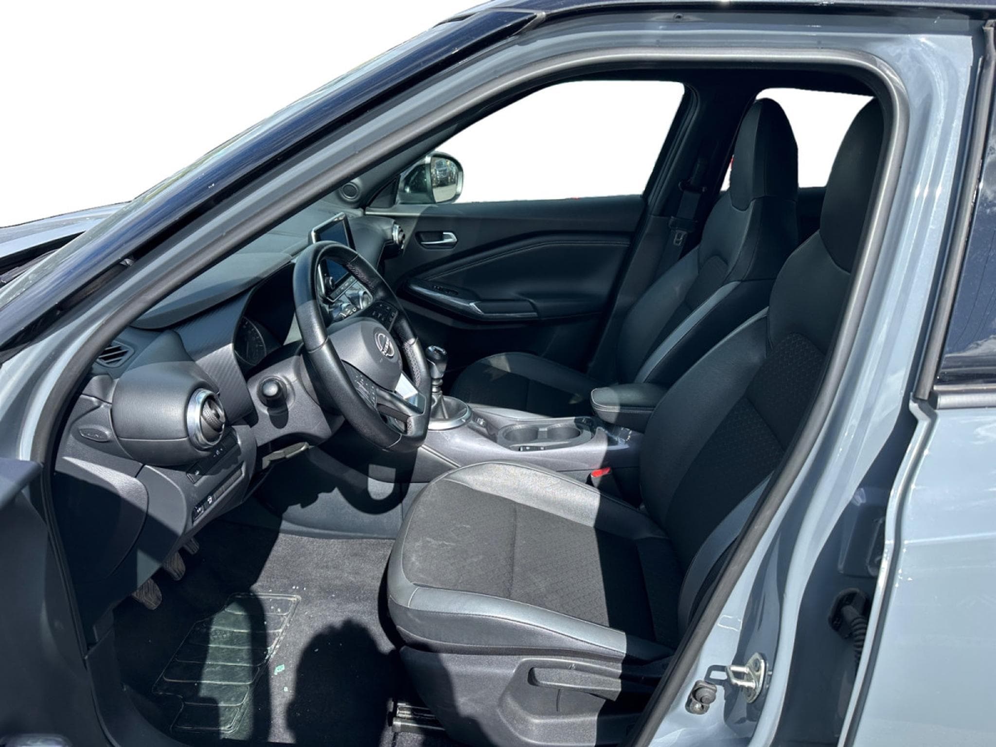 Nissan Juke 1.0 DIG-T N-DESIGN ENIGMA BLACK (2023) - Photo 6