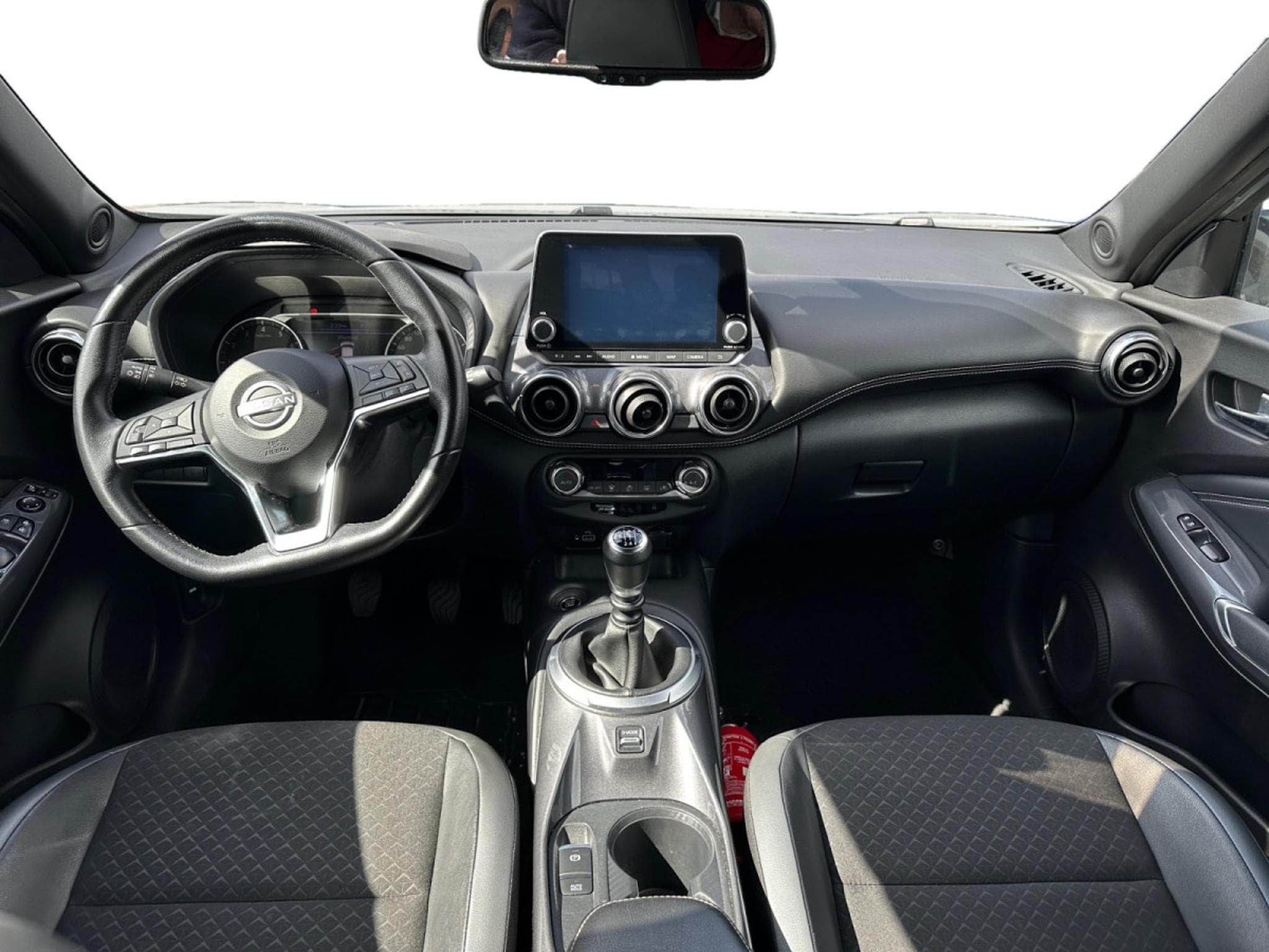 Nissan Juke 1.0 DIG-T N-DESIGN ENIGMA BLACK (2023) - Photo 7