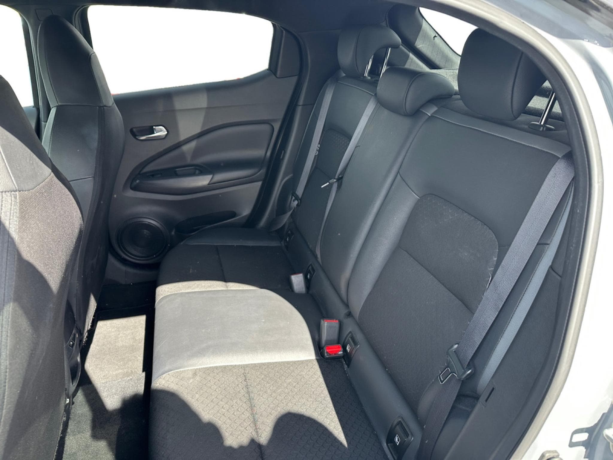 Nissan Juke 1.0 DIG-T N-DESIGN ENIGMA BLACK (2023) - Photo 8