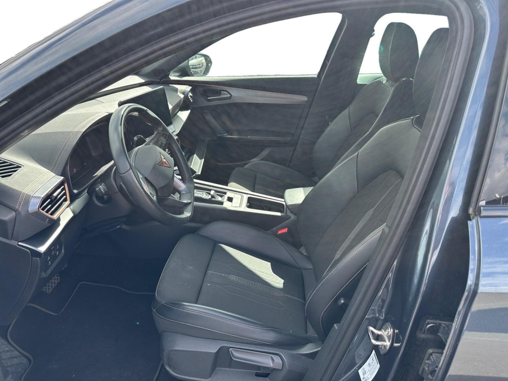 Cupra Formentor 1.4 e-Hybrid PHEV DSG (2023) - Photo 7