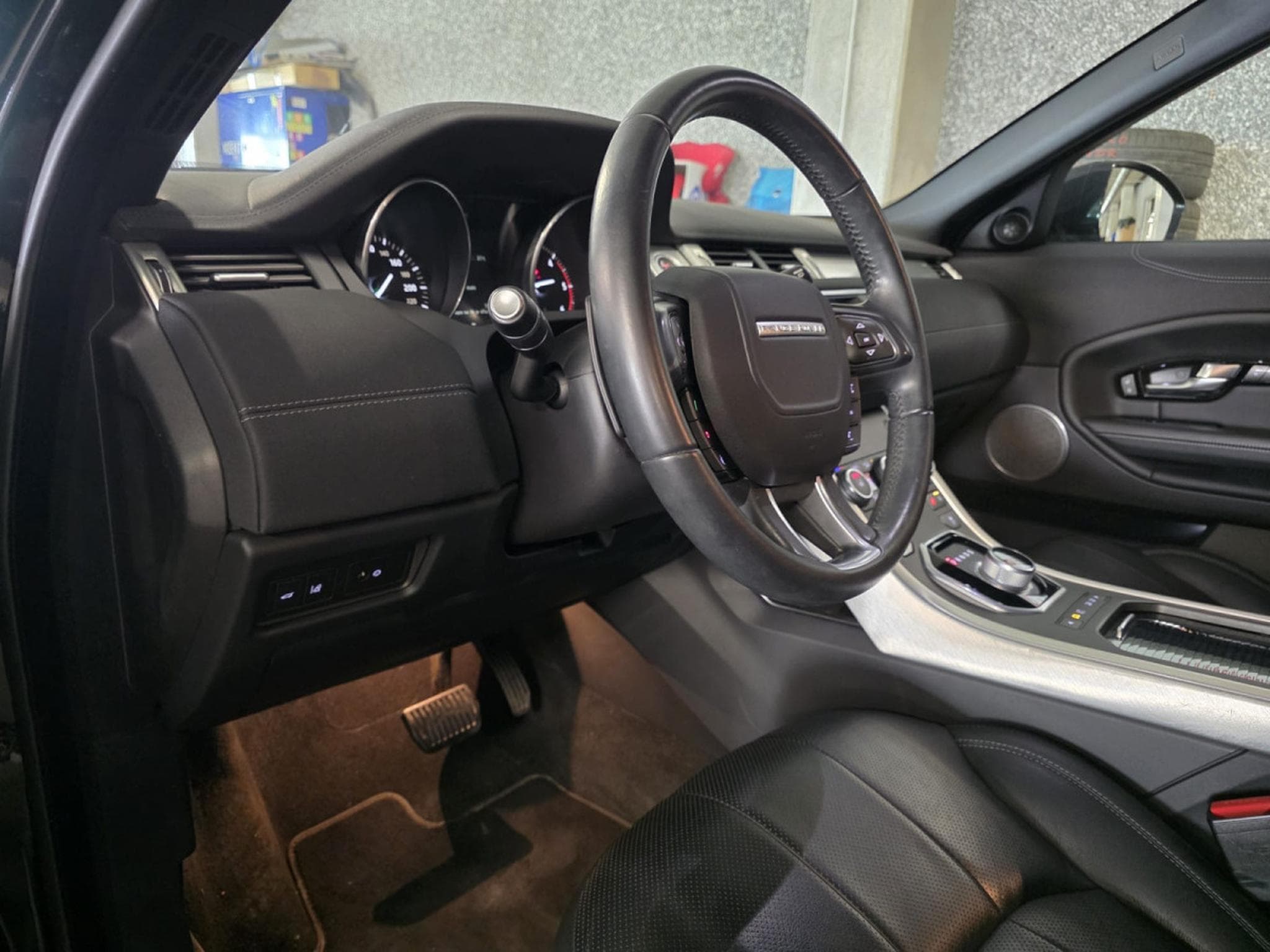 Land-Rover Range Rover Evoque 2.0 TD4 SE DYNAMIC CUIR NAVI 1 HAND (2016) - Foto 16