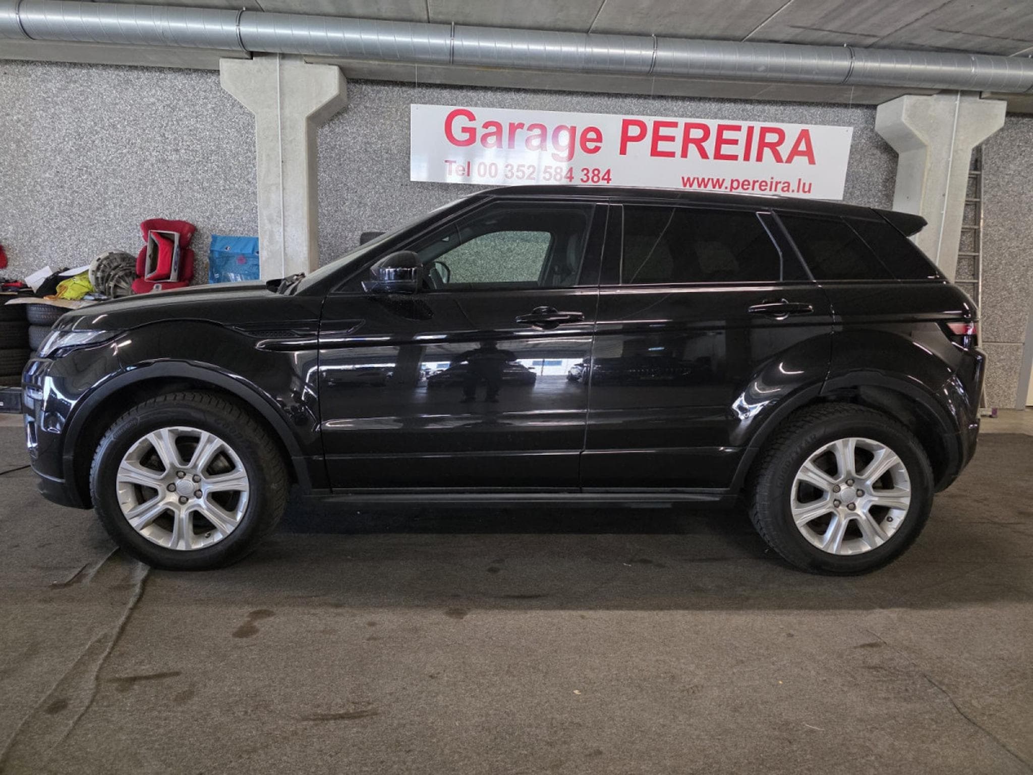 Land-Rover Range Rover Evoque 2.0 TD4 SE DYNAMIC CUIR NAVI 1 HAND (2016) - Foto 2