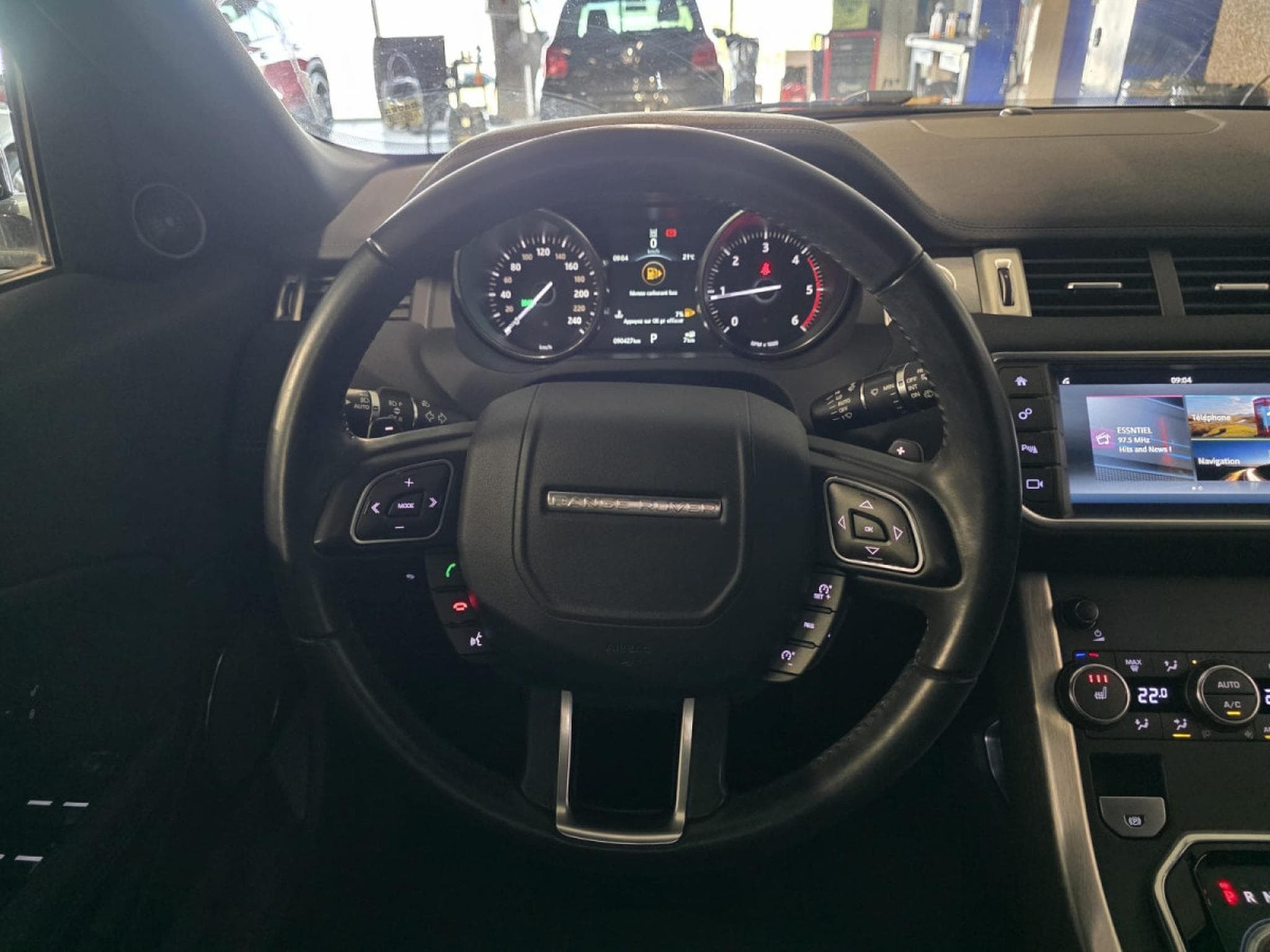 Land-Rover Range Rover Evoque 2.0 TD4 SE DYNAMIC CUIR NAVI 1 HAND (2016) - Foto 8