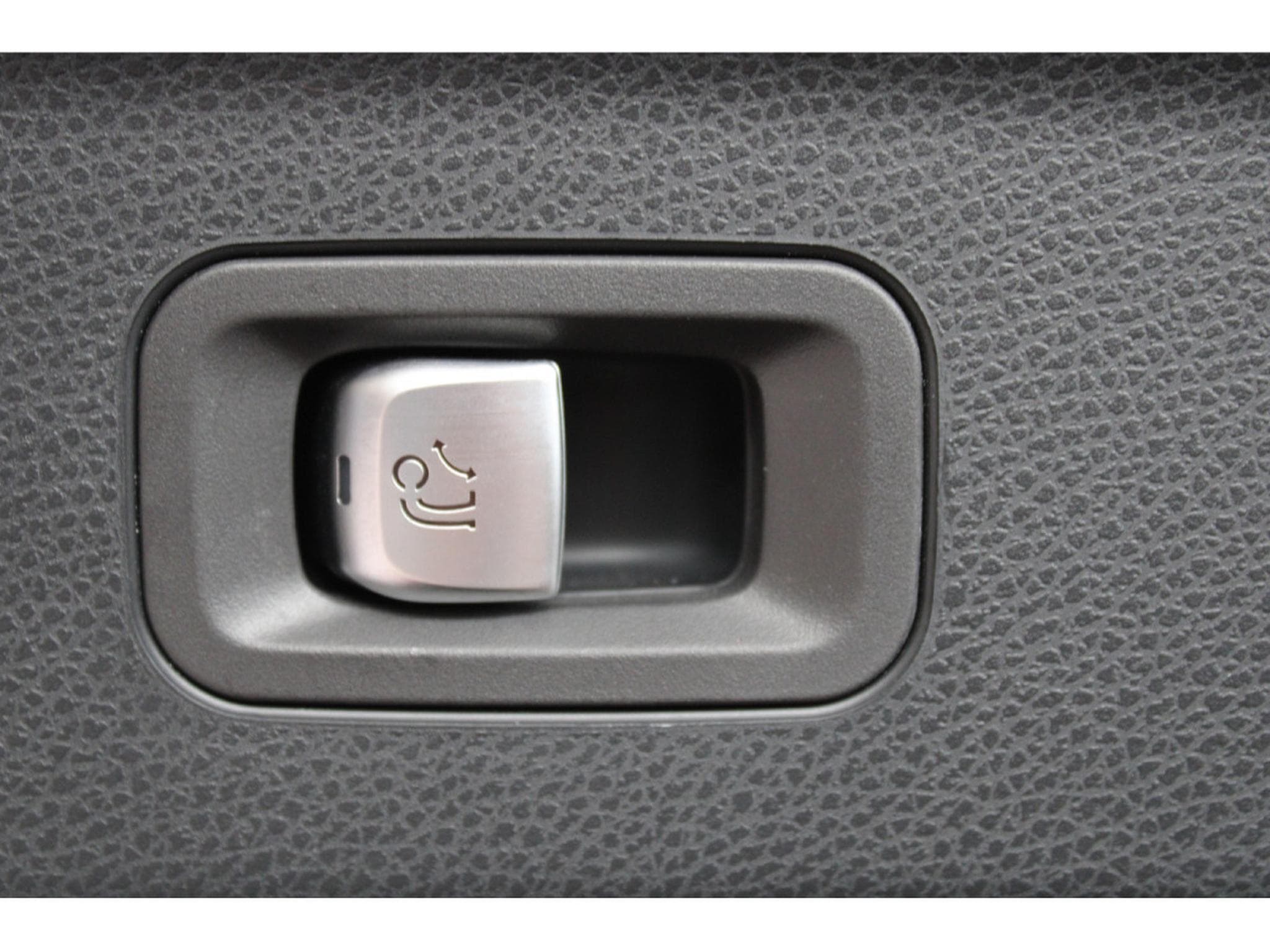 Mercedes GLC 250 4 MATIC COUPE AMG LINE PANO CUIR NAVI 1 HAND (2017) - Foto 15