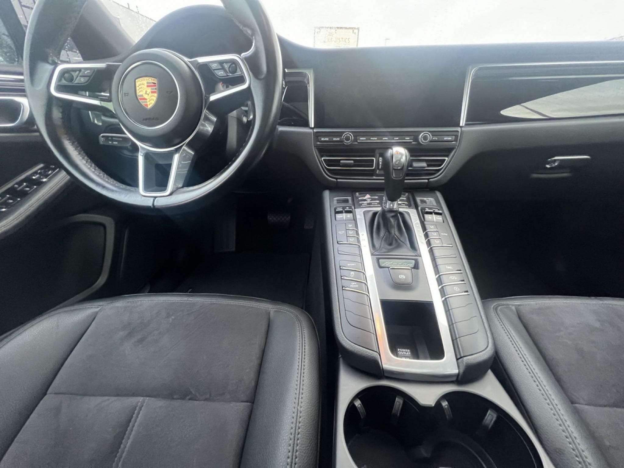 Porsche Macan Porsche Porsche Macan S /LED/PANO/21"/... (2019) - Photo 11