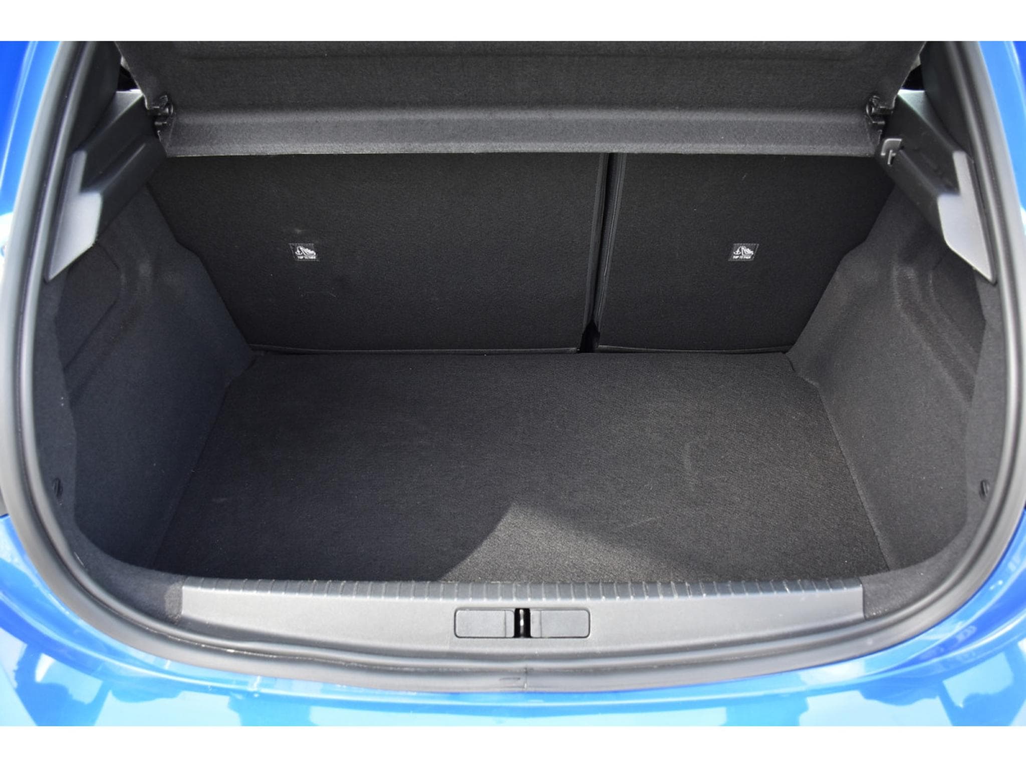 Opel Corsa 1.2 Turbo Edition AT8 REGUL LANE SIDE CAM 1° MAIN (2025) - Foto 19