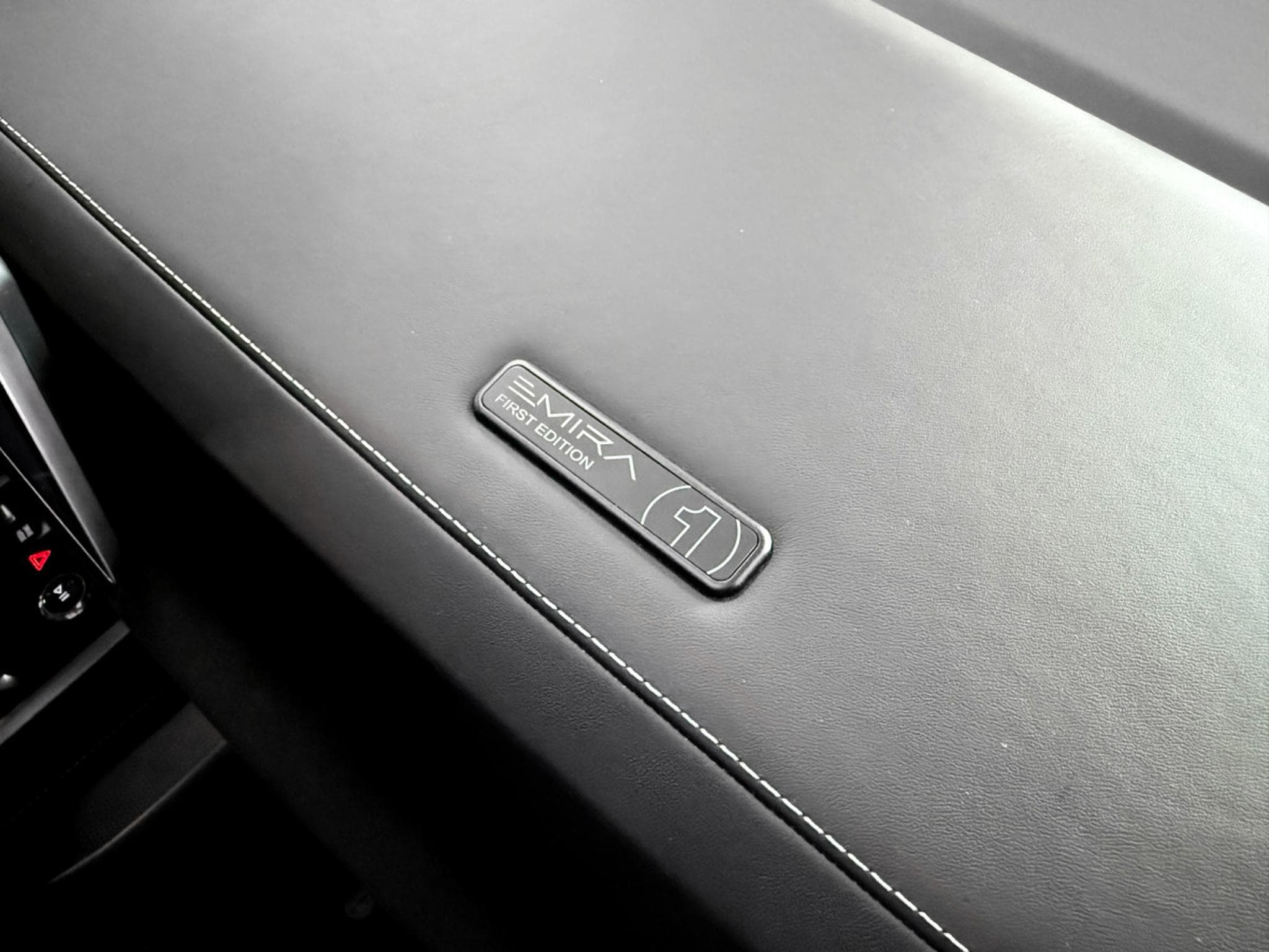 Lotus Emira COUPE 3.5 V6 FIRST EDITION DCT (2023) - Photo 16