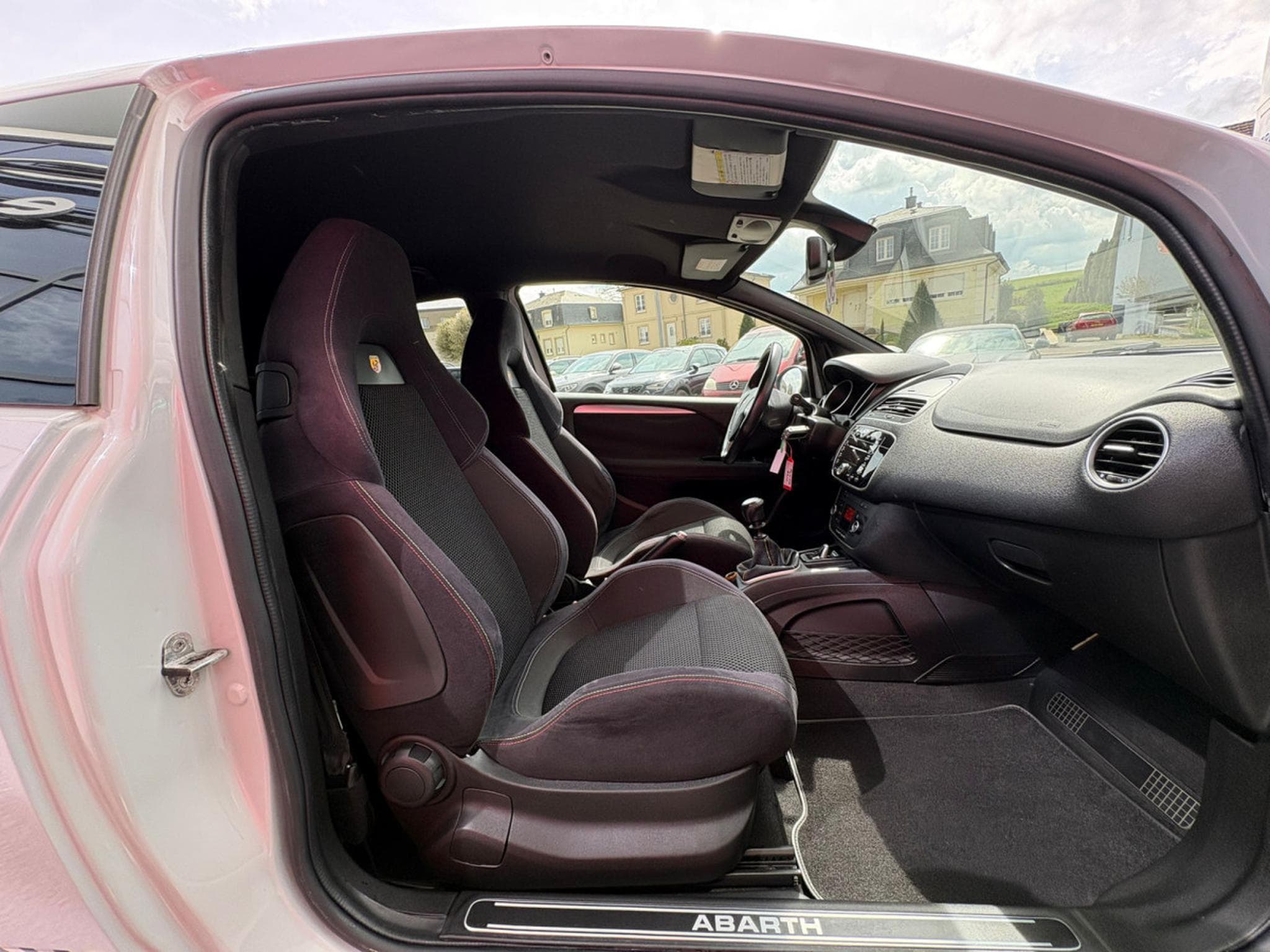 Abarth Punto Supersport 1.4 163CV TVA (2013) - Foto 10