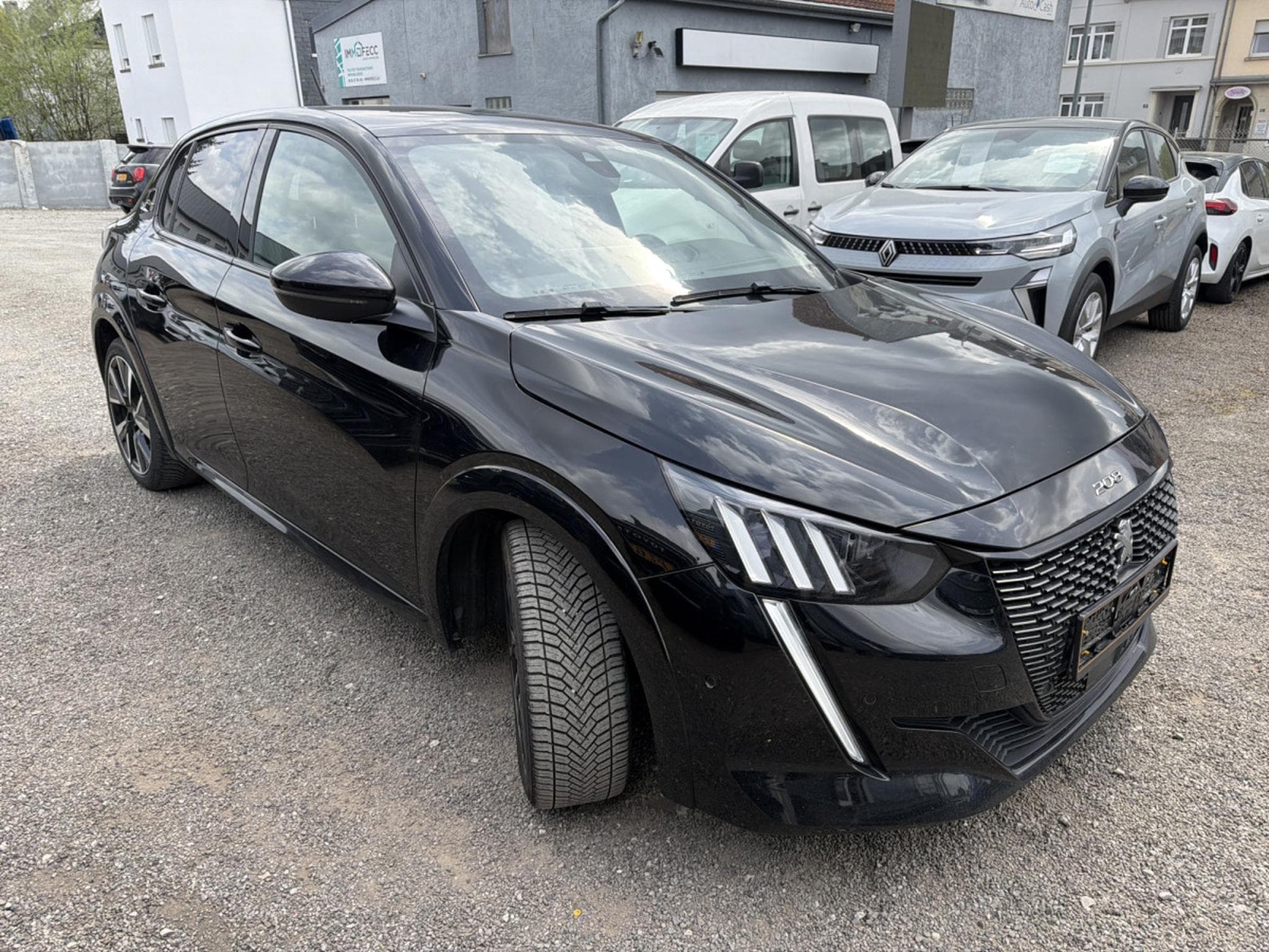 Peugeot 208 GT LINE 1.2 BVM6 100CV (2020) - Foto 3