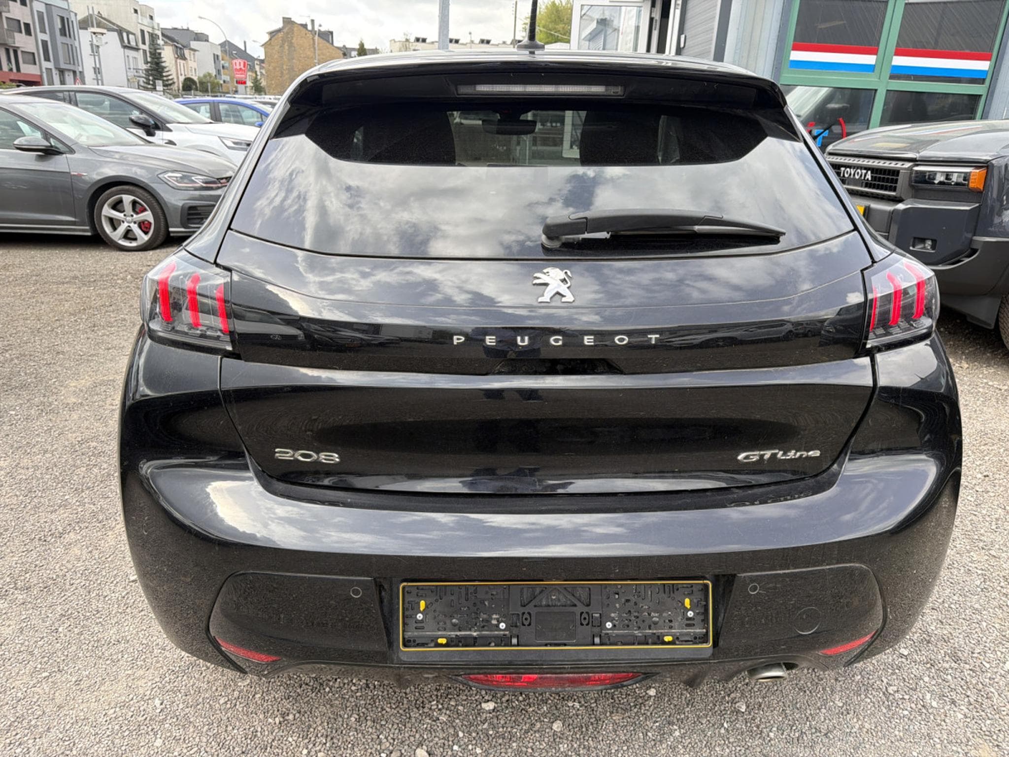 Peugeot 208 GT LINE 1.2 BVM6 100CV (2020) - Foto 5