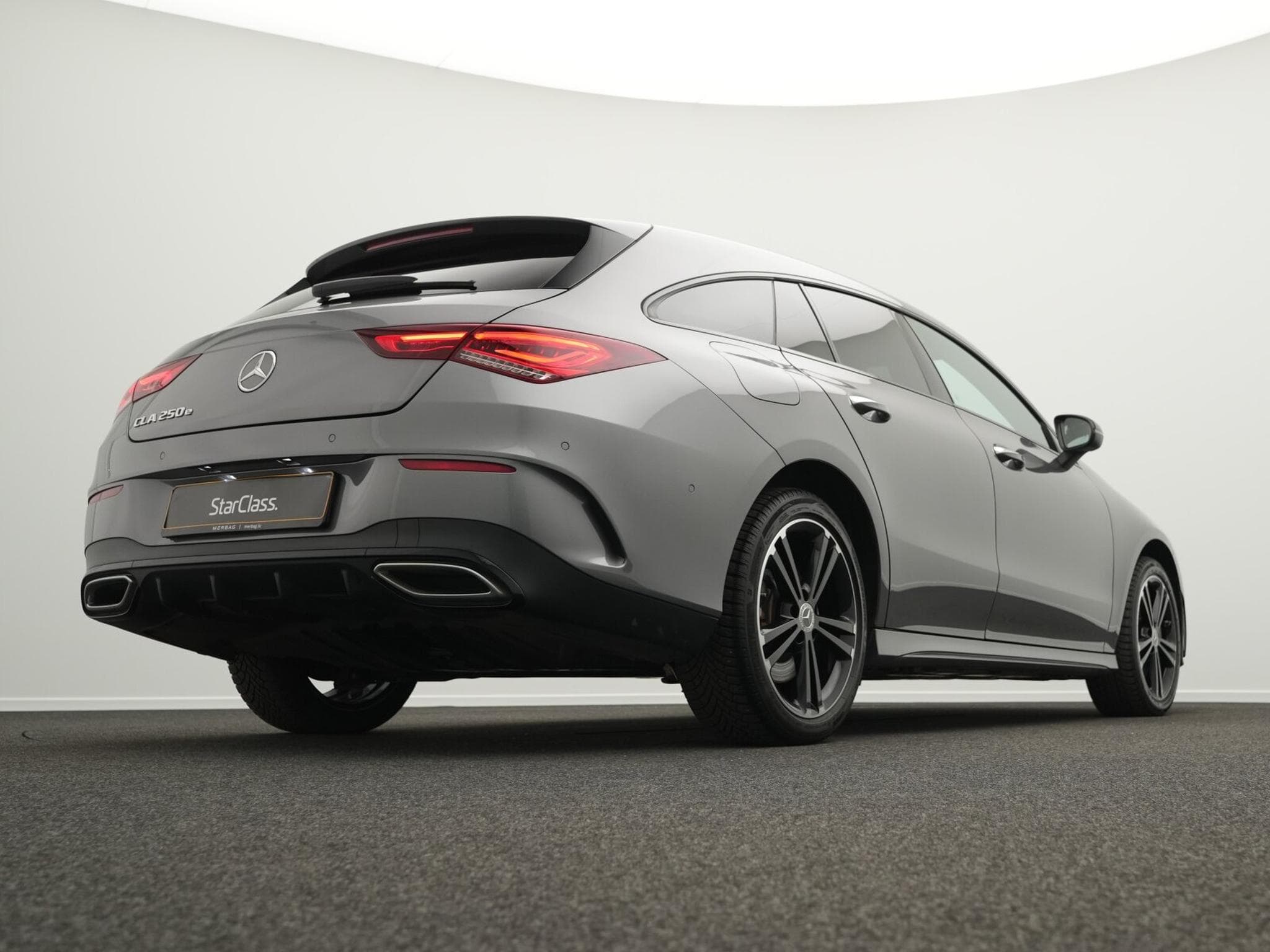 Mercedes CLA 250 e Shooting B CLA 250 e Sb AMG Line/Navi/Pano/Distronic (2023) - Foto 9