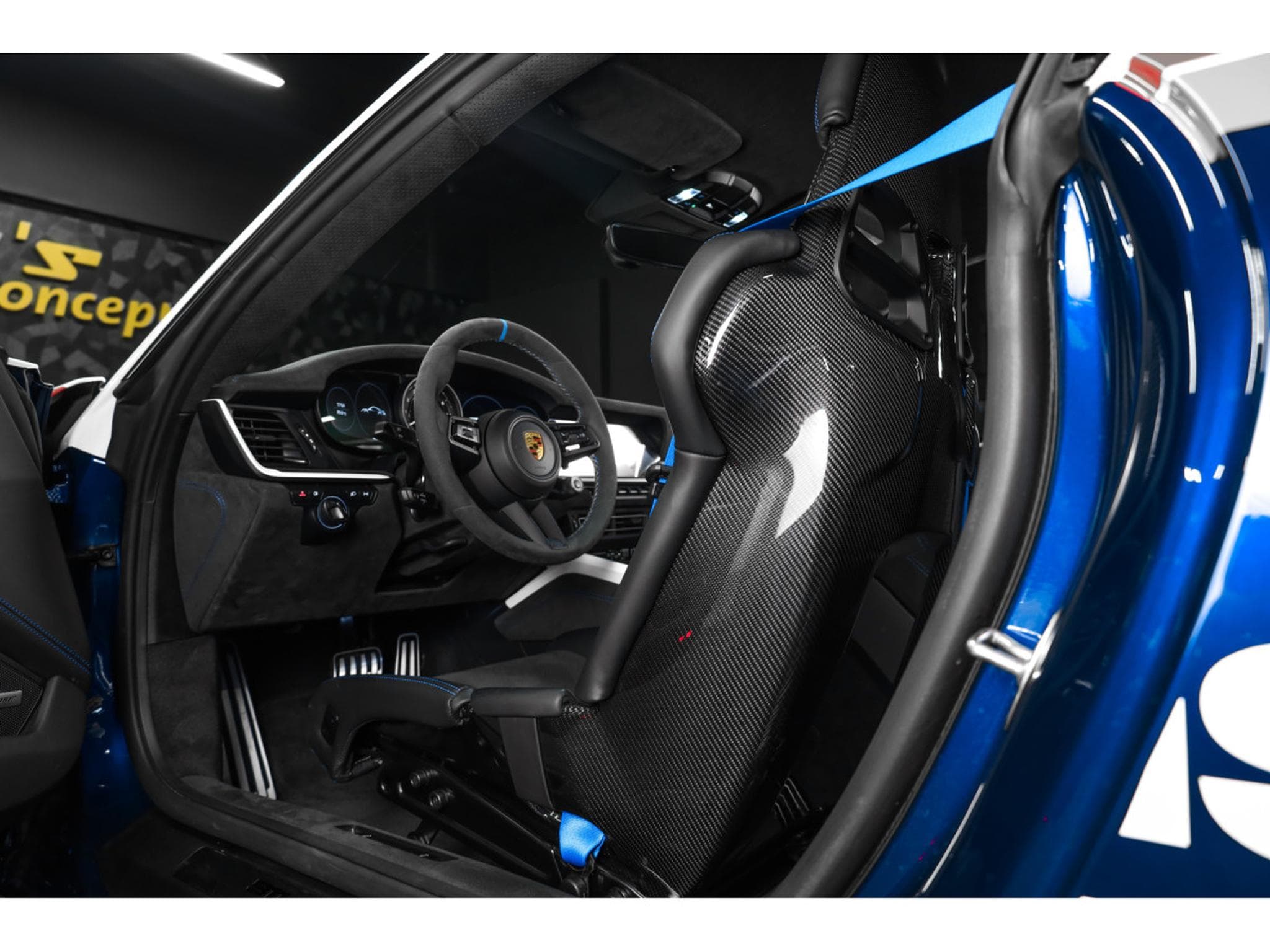 Porsche 911 DAKAR PDK / Modèle limité à 2500 exemplaires (2023) - Photo 15