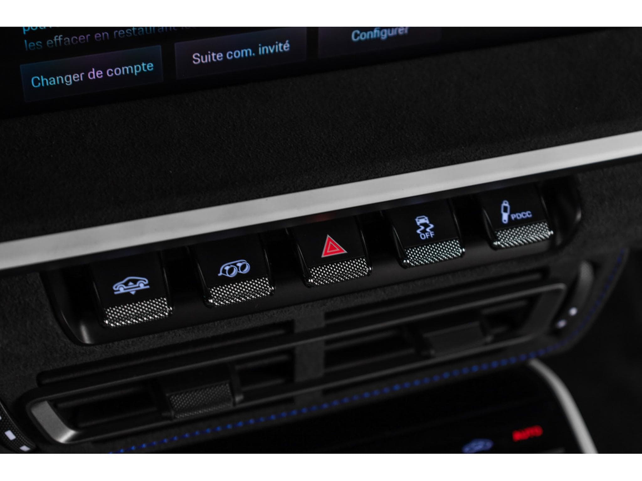 Porsche 911 DAKAR PDK / Modèle limité à 2500 exemplaires (2023) - Photo 26