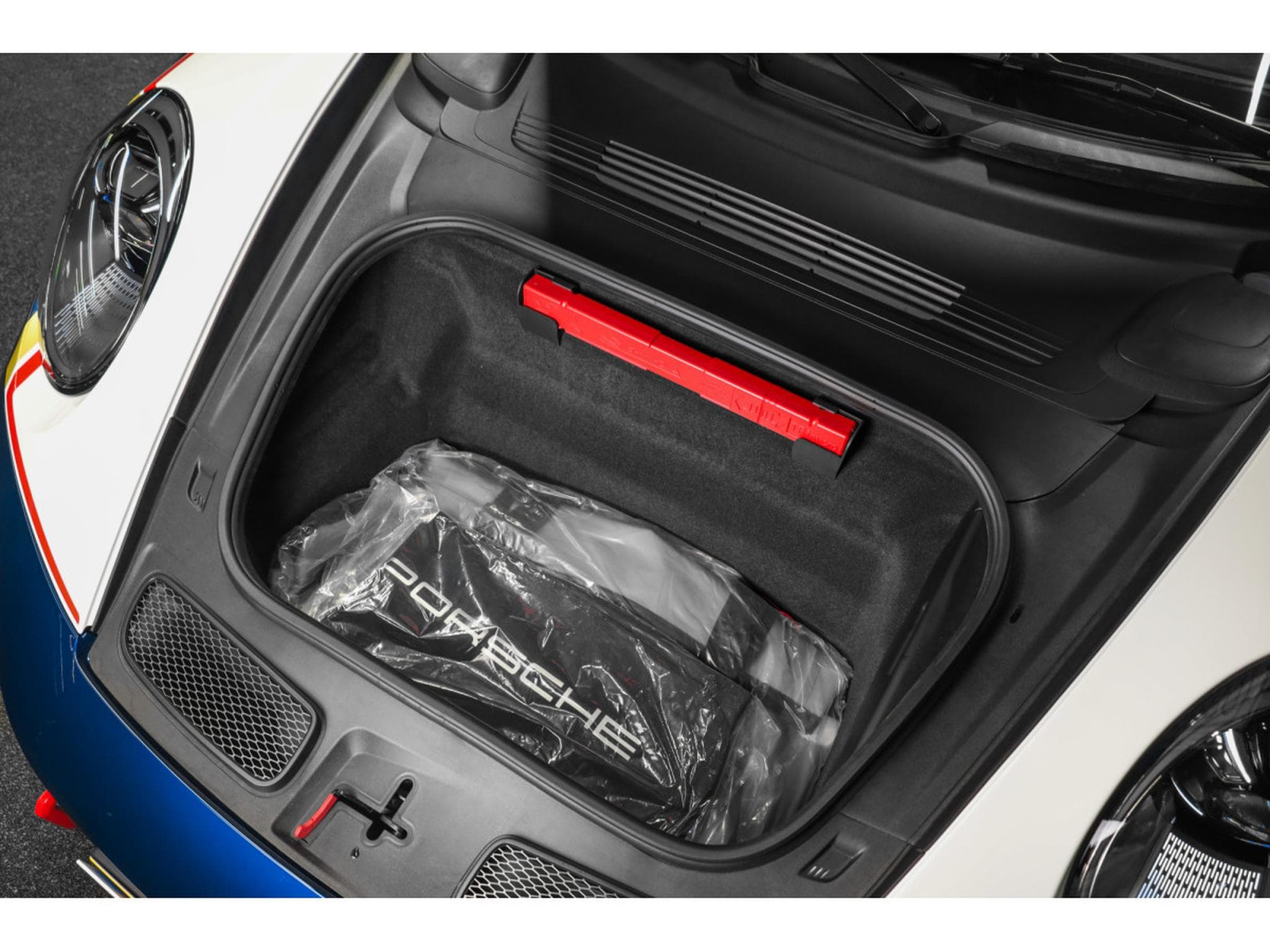 Porsche 911 DAKAR PDK / Modèle limité à 2500 exemplaires (2023) - Photo 27