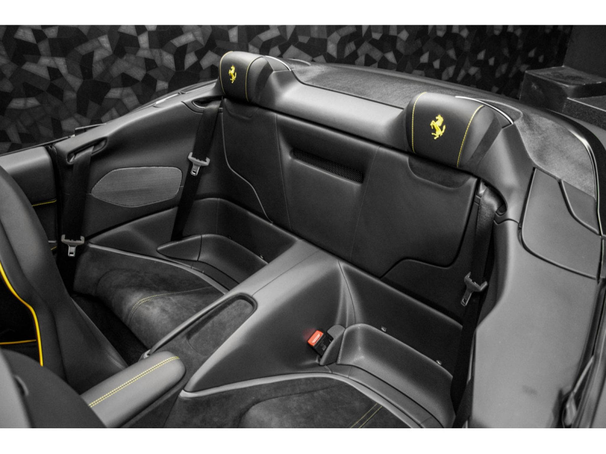 Ferrari Roma 3.9 V8 Spider - GRIGIO SCURO / FULL CARBON (2025) - Photo 11