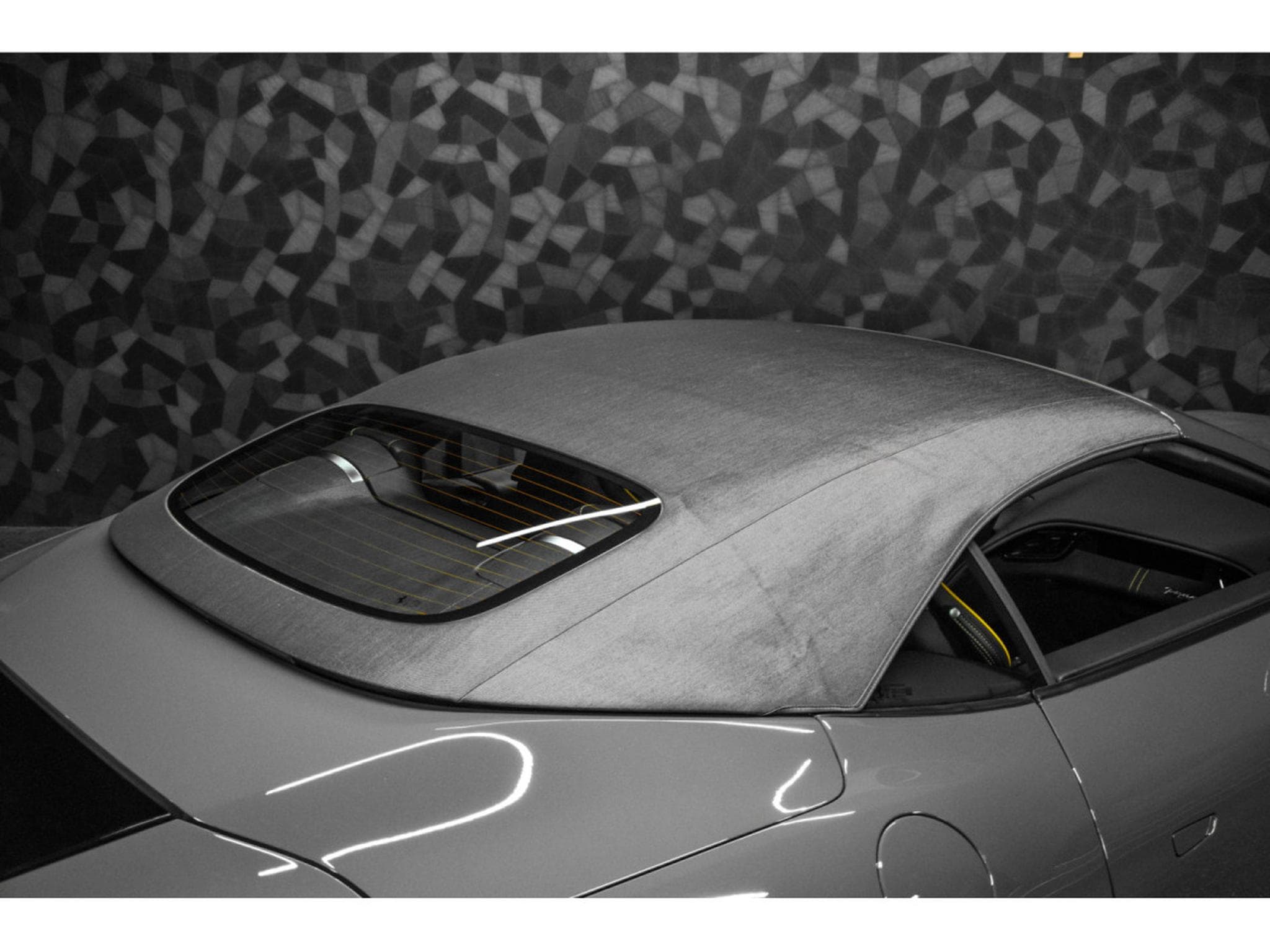 Ferrari Roma 3.9 V8 Spider - GRIGIO SCURO / FULL CARBON (2025) - Photo 21