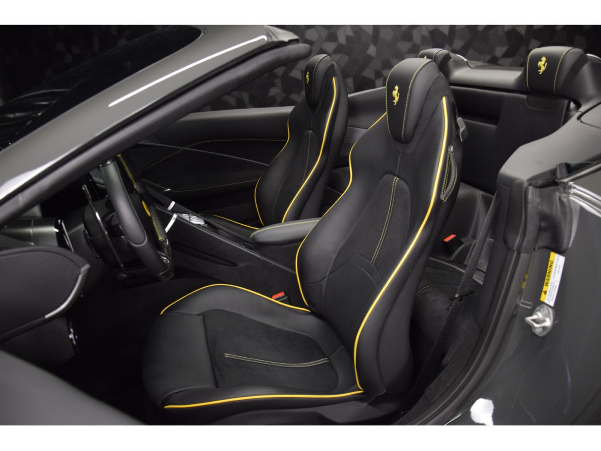 Ferrari Roma 3.9 V8 Spider - GRIGIO SCURO / FULL CARBON (2025) - Photo 9