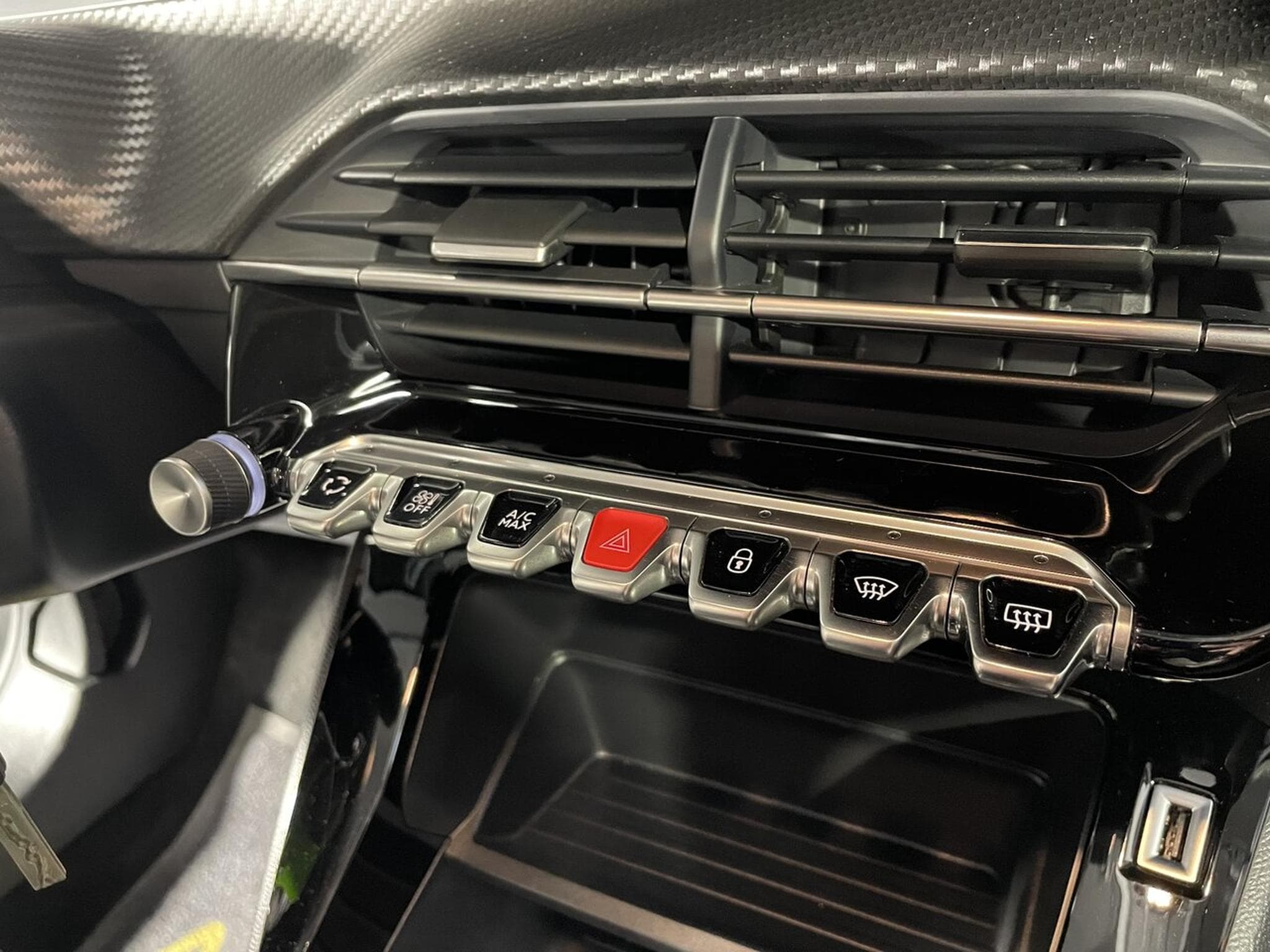 Peugeot 208 1.2 ESSENCE 75 CV STYLE CARPLAY 5P (2023) - Foto 6