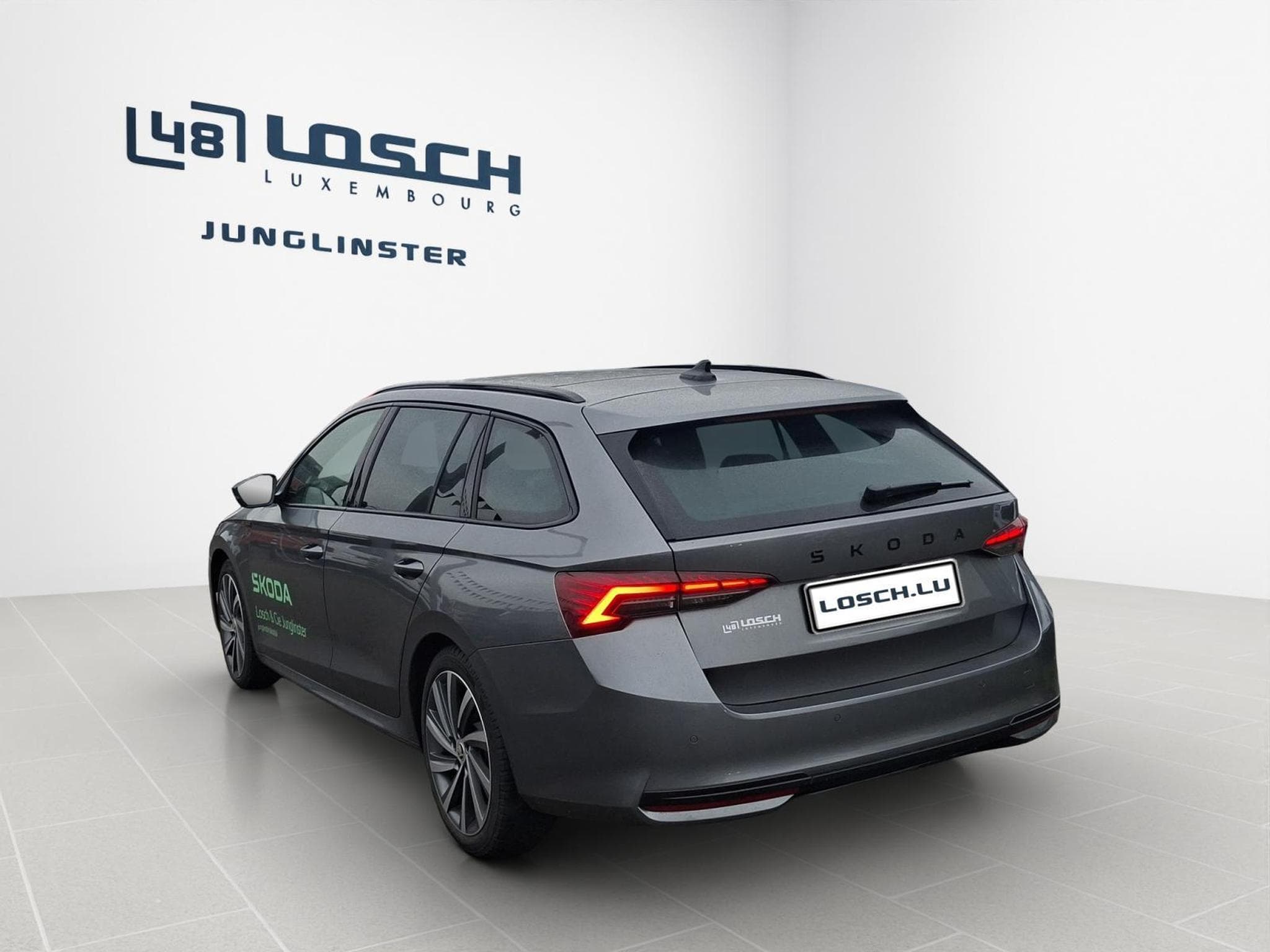 Skoda Octavia Combi Sportline (2026) - Photo 6