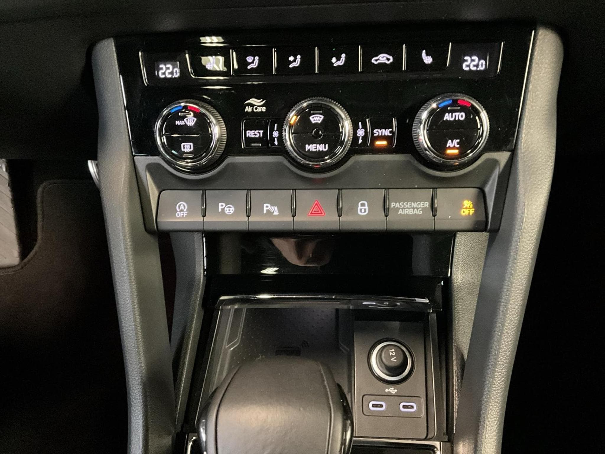 Skoda Kodiaq RS+DSG+4x4+Pano+AHK (2023) - Foto 22