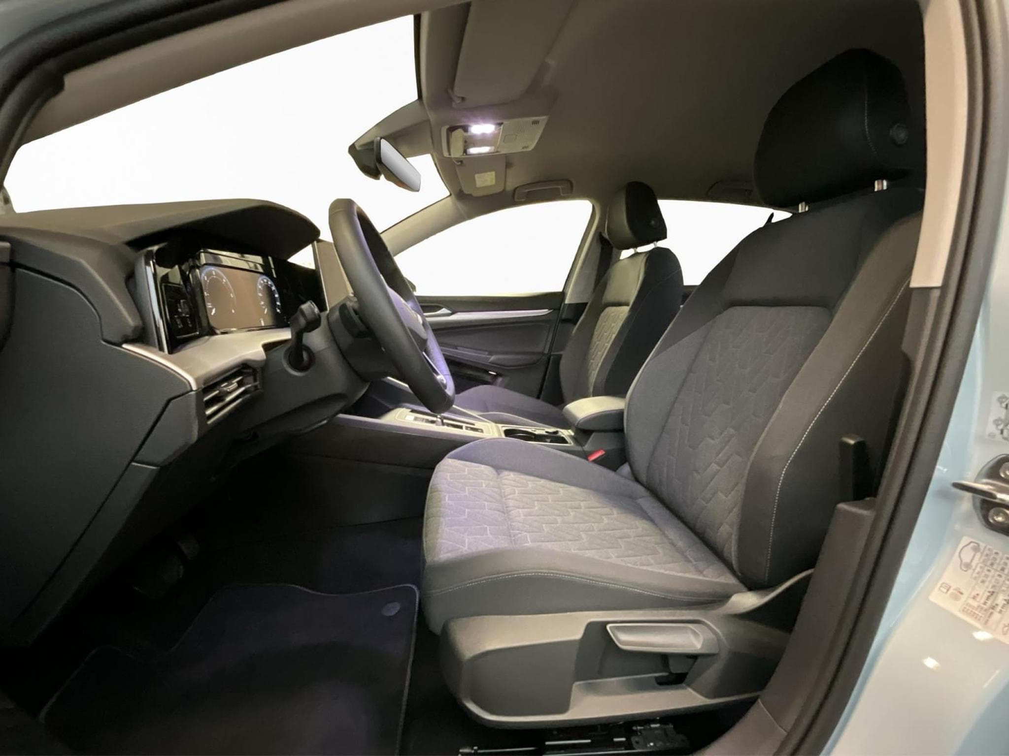 VW Golf Life+DSG+Navi (2025) - Foto 11