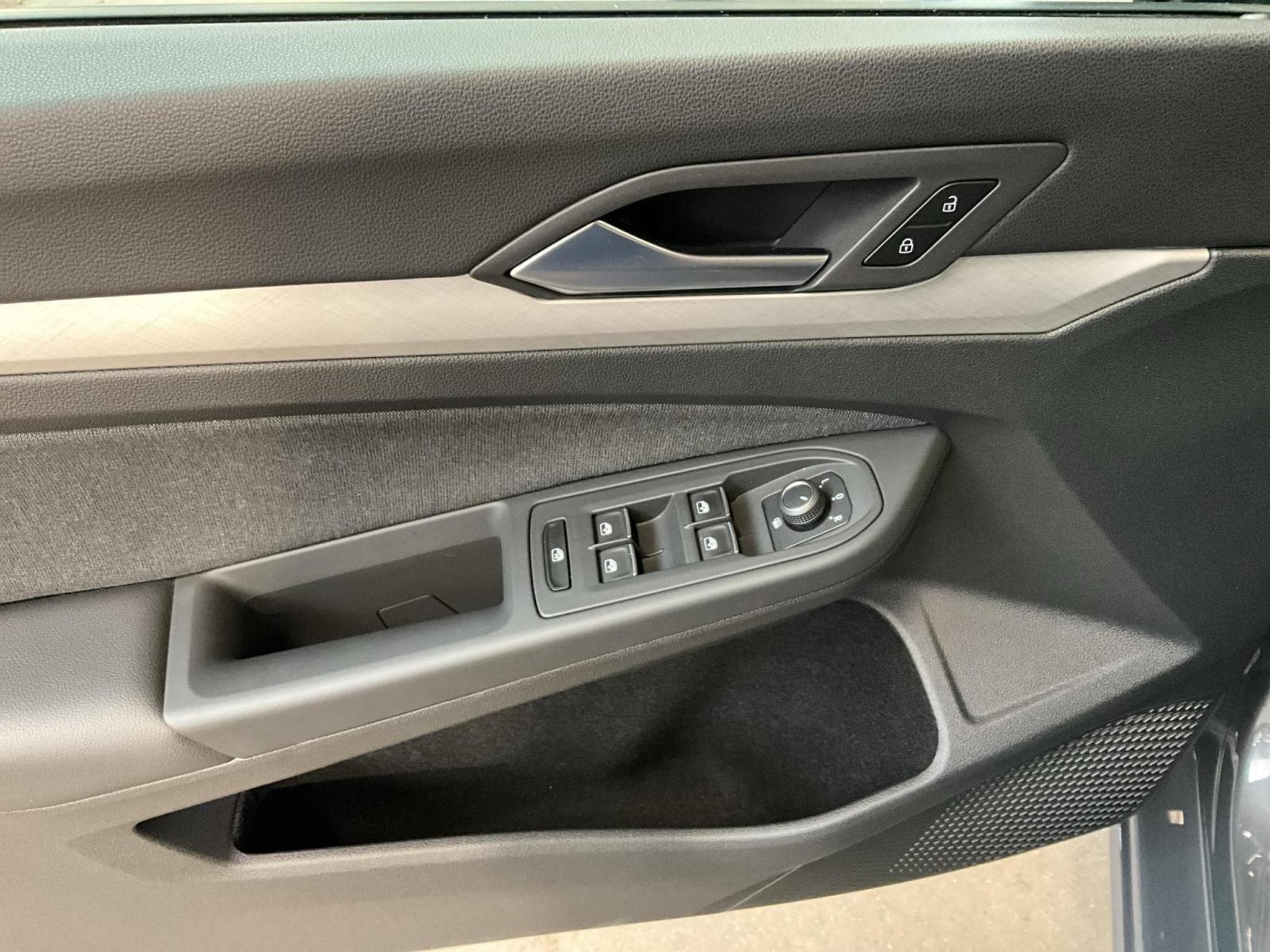 VW Golf Life+DSG+LED+DIGI+ (2024) - Foto 14