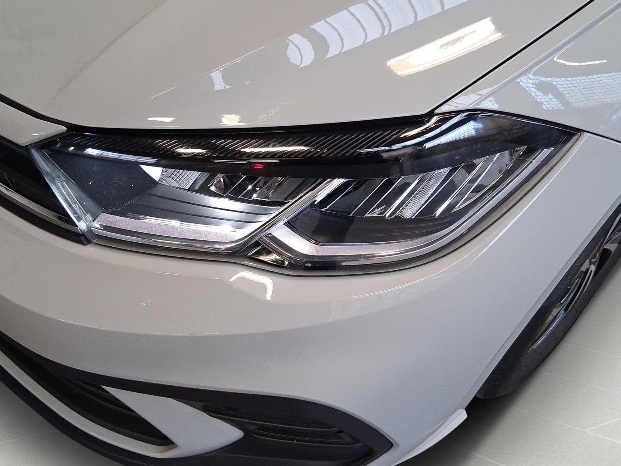 VW Polo Life+DSG+RearView+LED (2024) - Foto 17