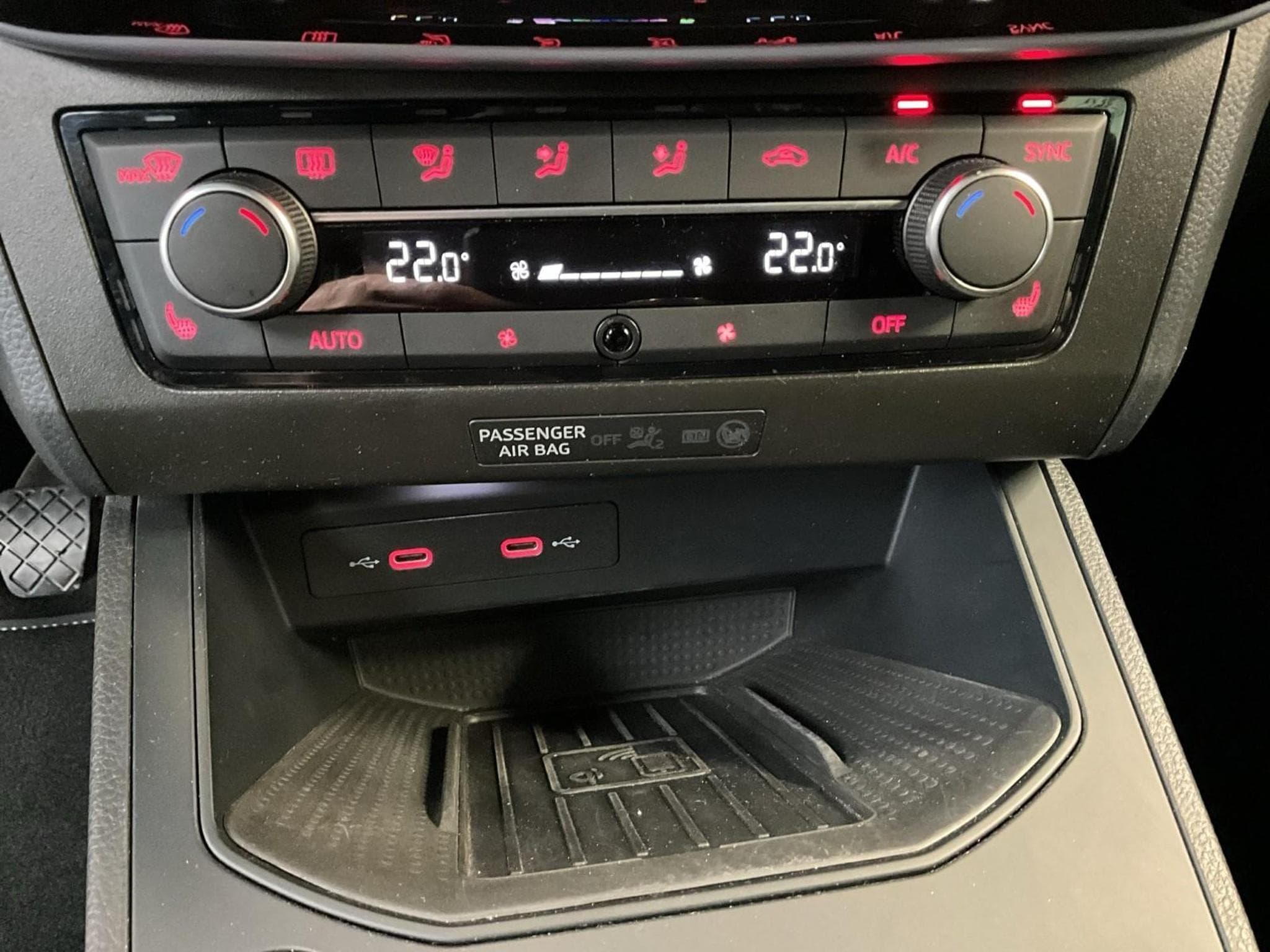 Seat Ibiza FR+BVM+FullLED+Pano+FullLink (2023) - Foto 19