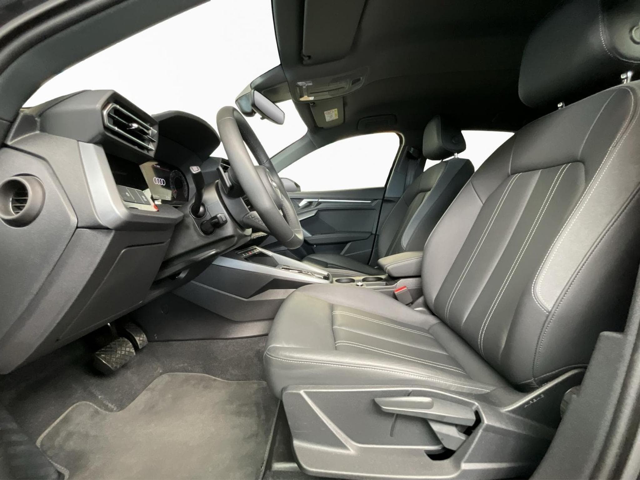 Audi A3 SB+Advanced+30TFSI+S-Tronic (2025) - Photo 11