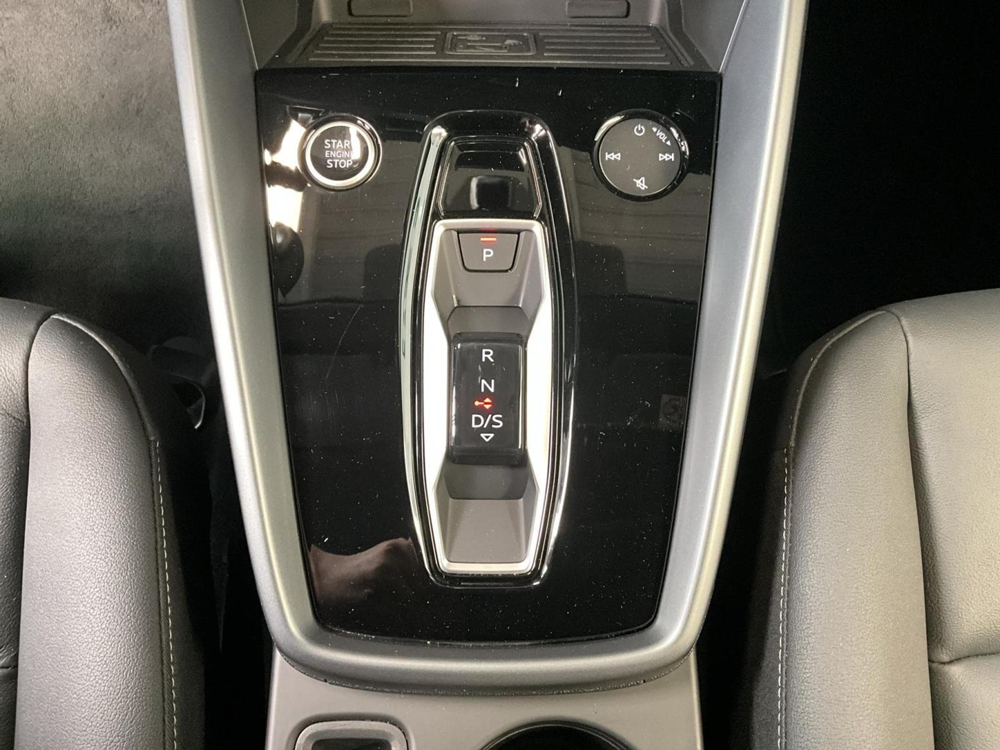 Audi A3 SB+Advanced+30TFSI+S-Tronic (2025) - Photo 14