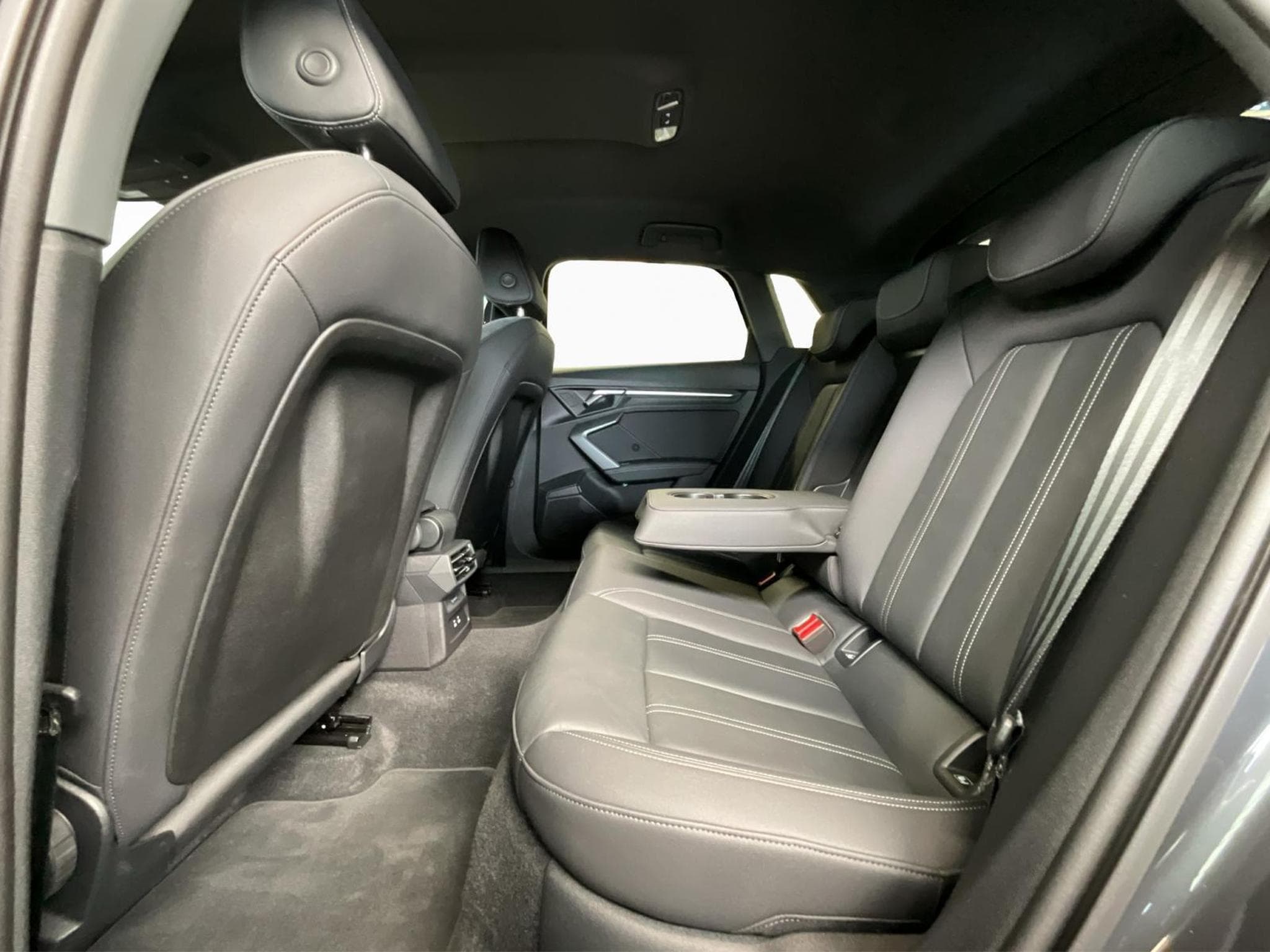 Audi A3 SB+Advanced+30TFSI+S-Tronic (2025) - Photo 19