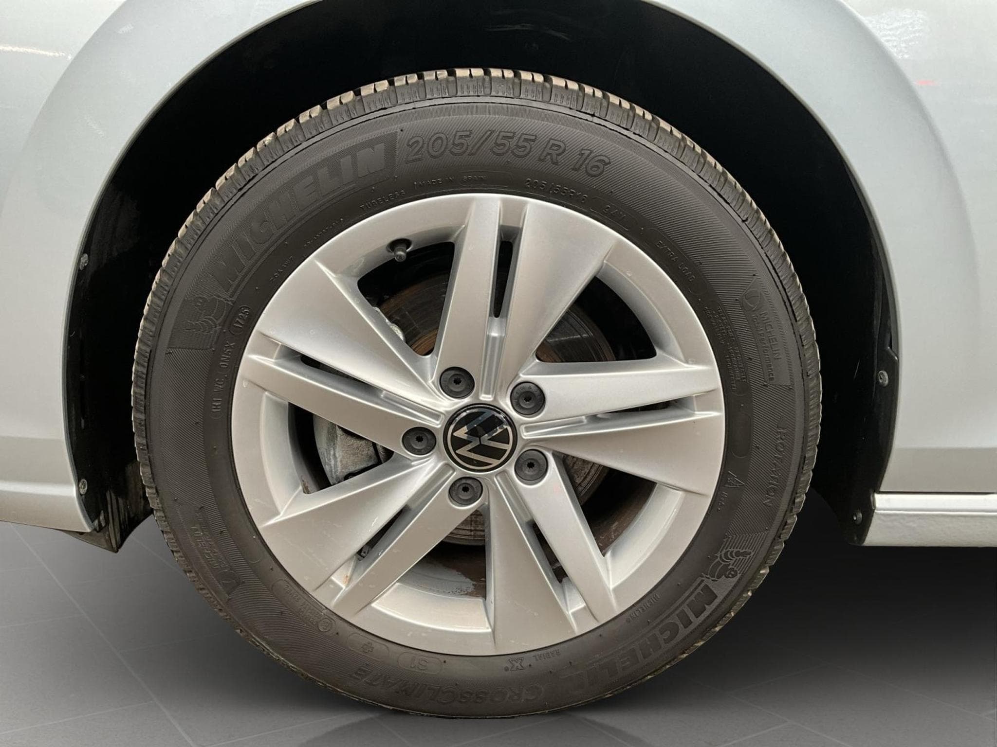 VW Golf Life+DSG+LED+Navi (2025) - Photo 8