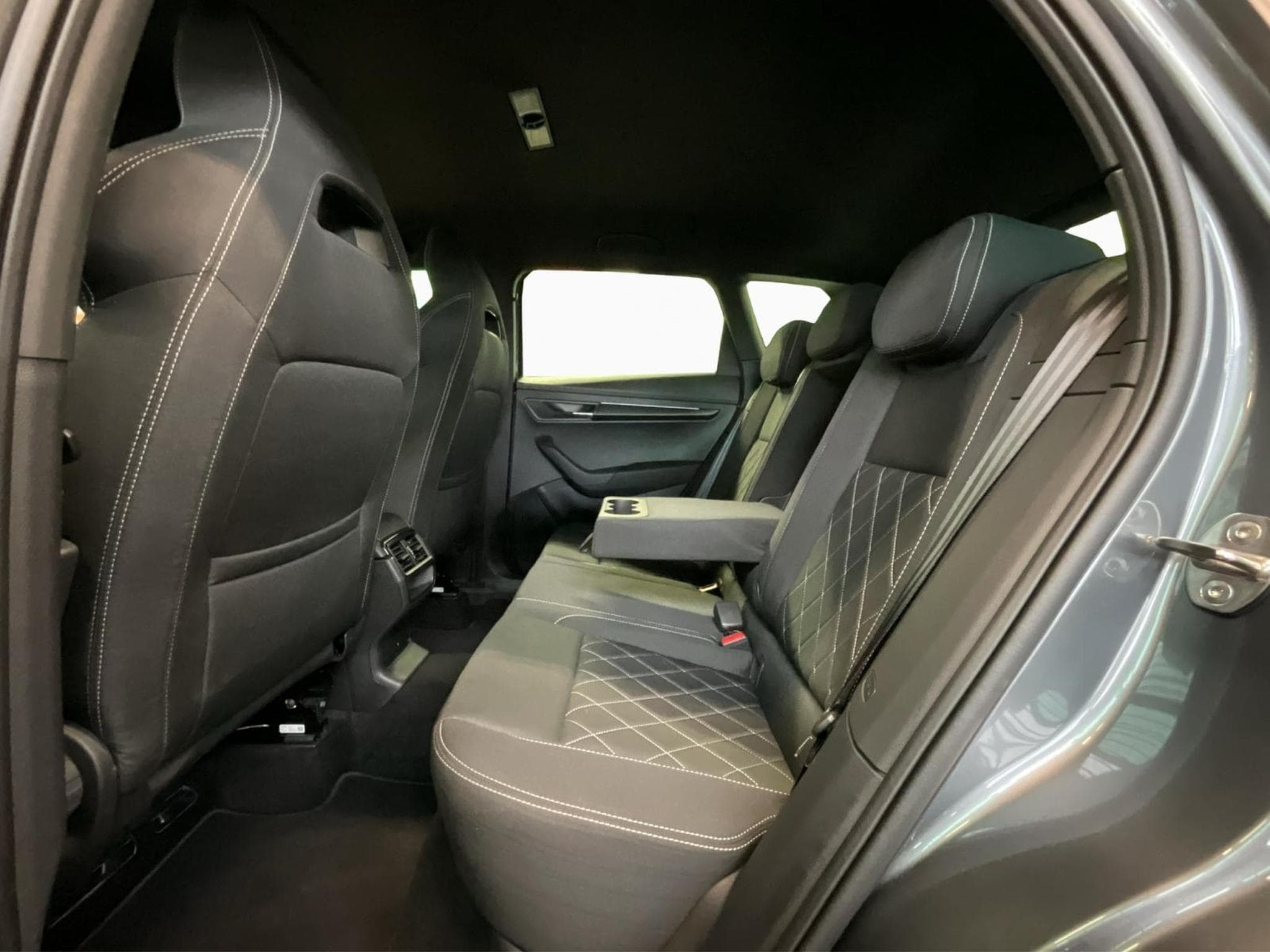 Skoda Karoq Sportline+DSG+Navi+LED (2025) - Photo 15