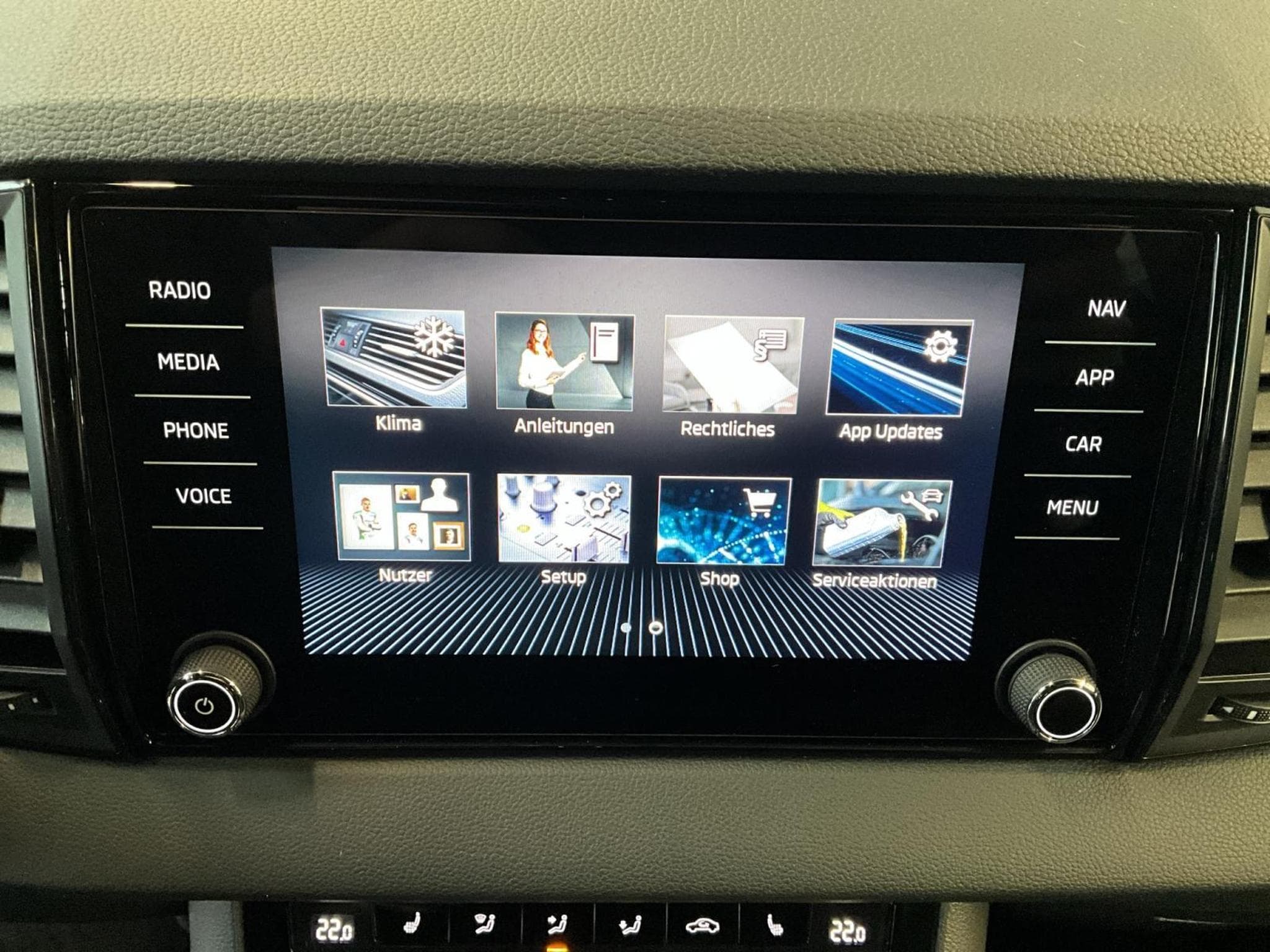 Skoda Karoq Sportline+DSG+Navi+LED (2025) - Photo 19