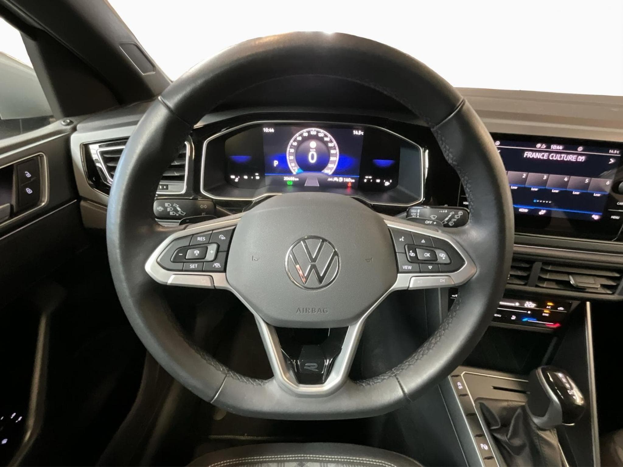 VW Polo R-Line+DSG+Led+Carplay (2025) - Foto 12