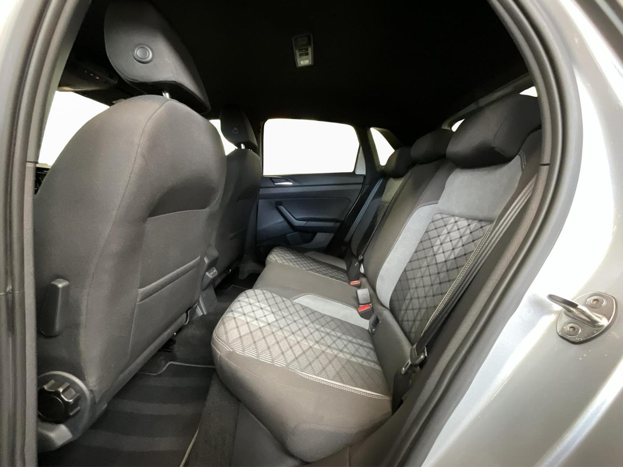 VW Polo R-Line+DSG+Led+Carplay (2025) - Foto 18