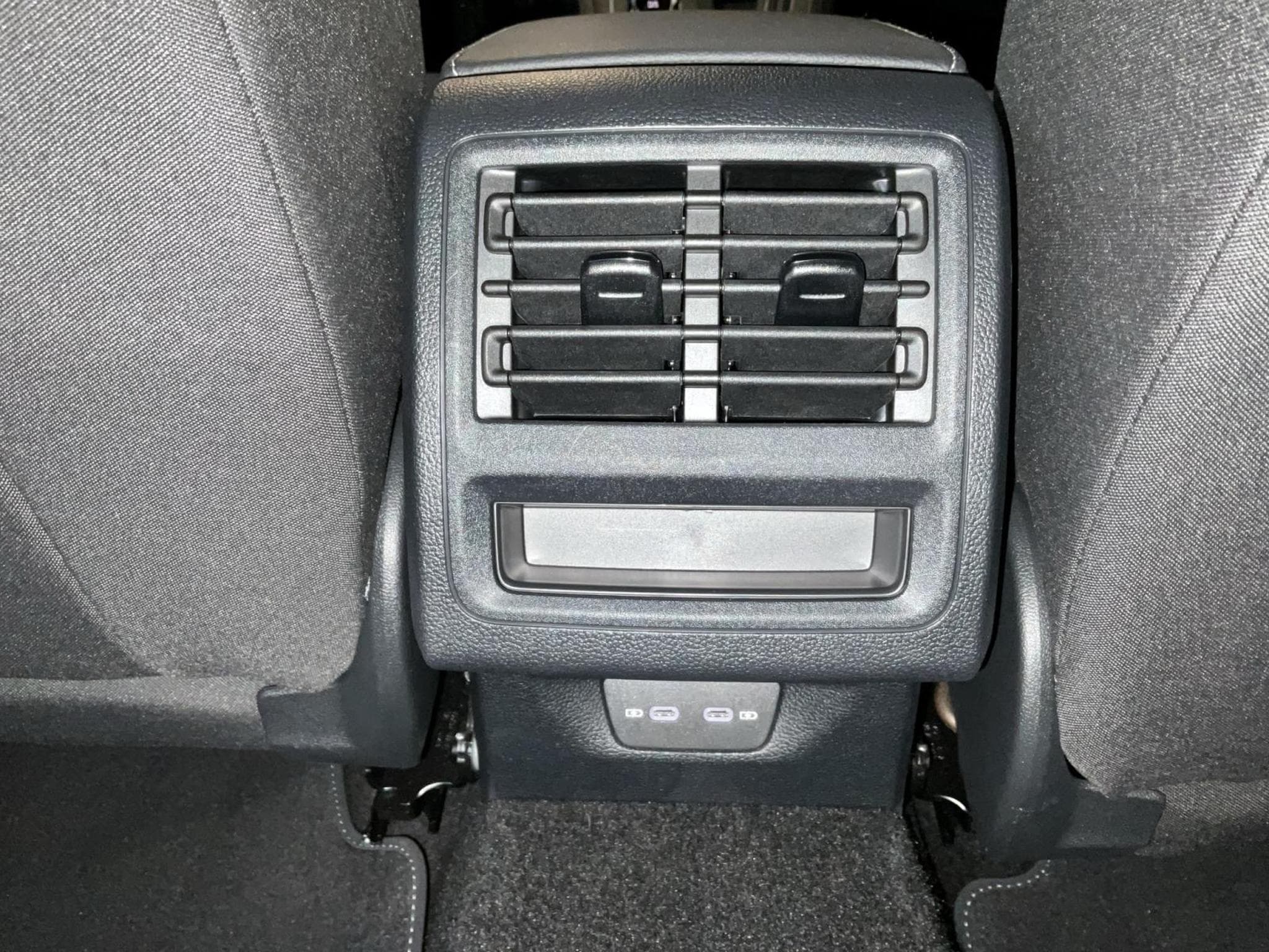 VW Golf Life+DSG+Navi+LED (2025) - Foto 19