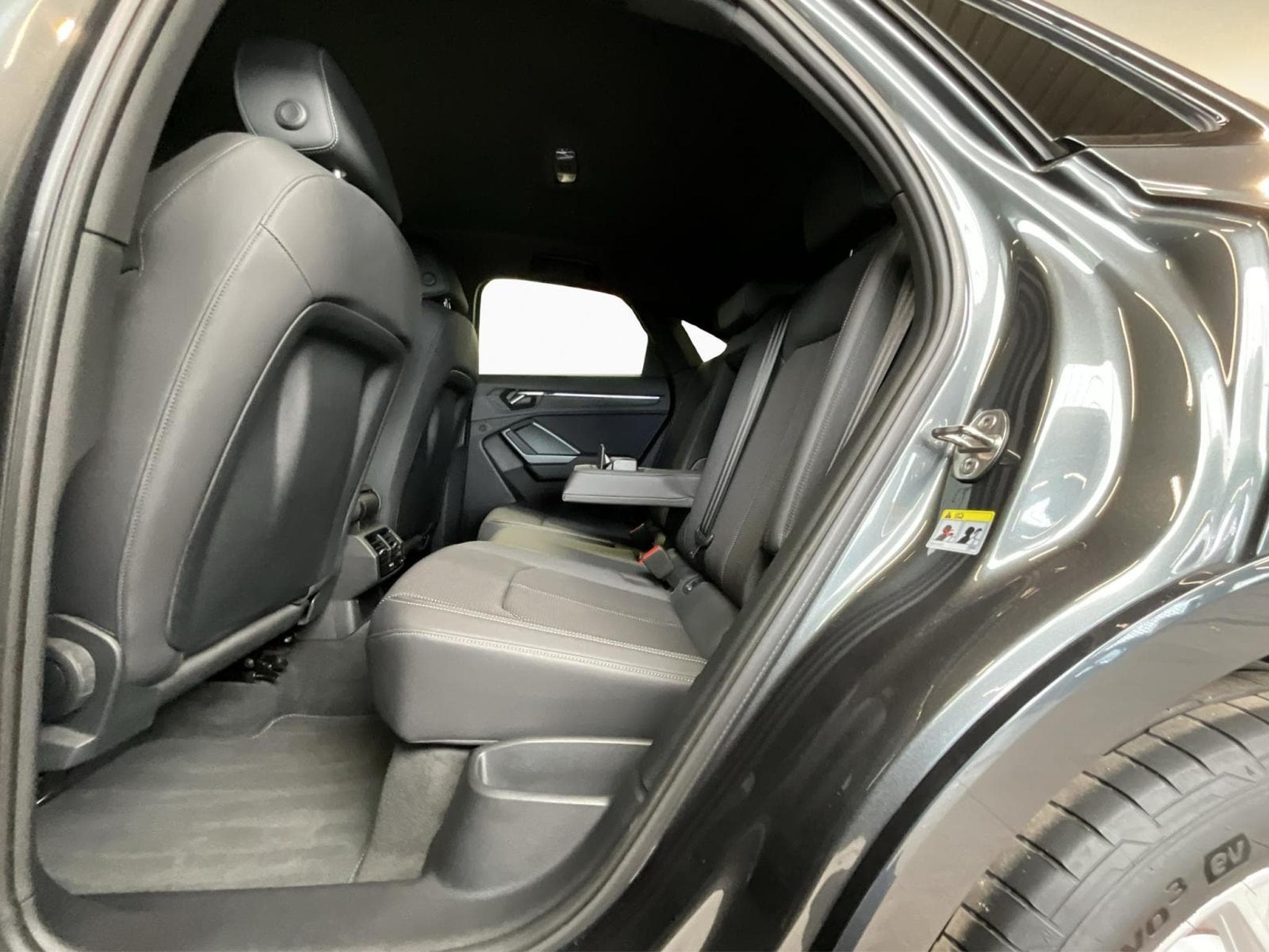 Audi Q3 SB+S-line+S-Tronic+35TDI (2025) - Foto 17