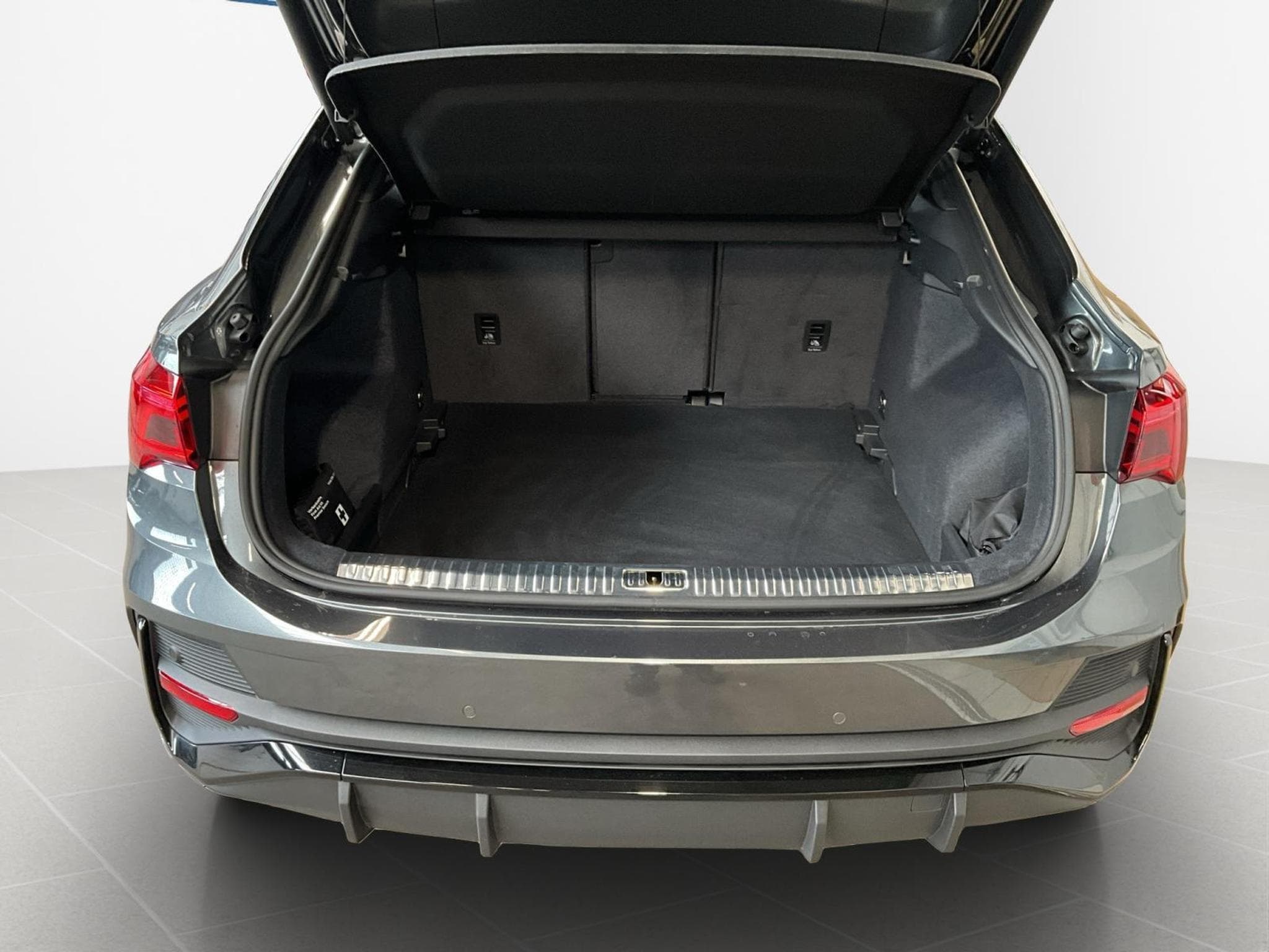 Audi Q3 SB+S-line+S-Tronic+35TDI (2025) - Foto 18