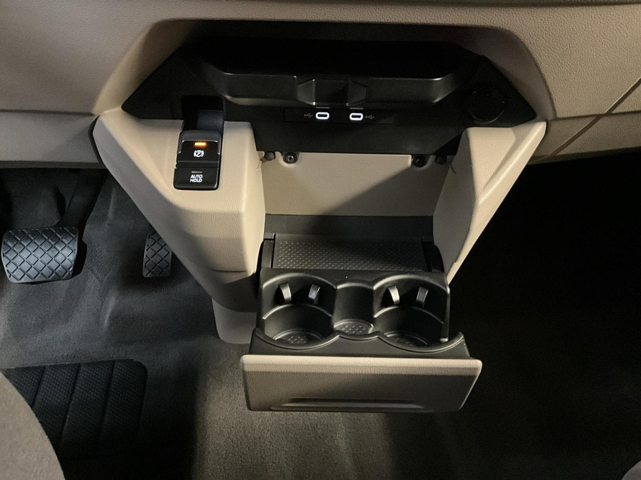 VW T7 DSG+7Sitze+StandH.+P.ASS. (2025) - Foto 17