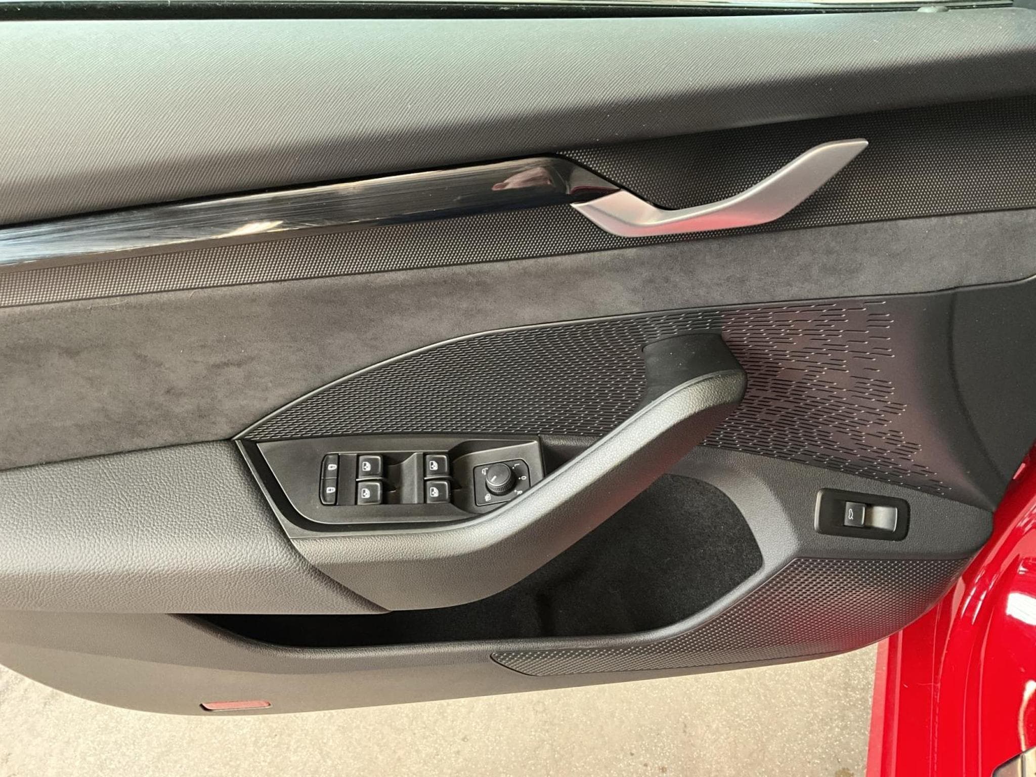 Skoda Octavia RS+DSG+Pano+AHK+Stand-H (2025) - Foto 14