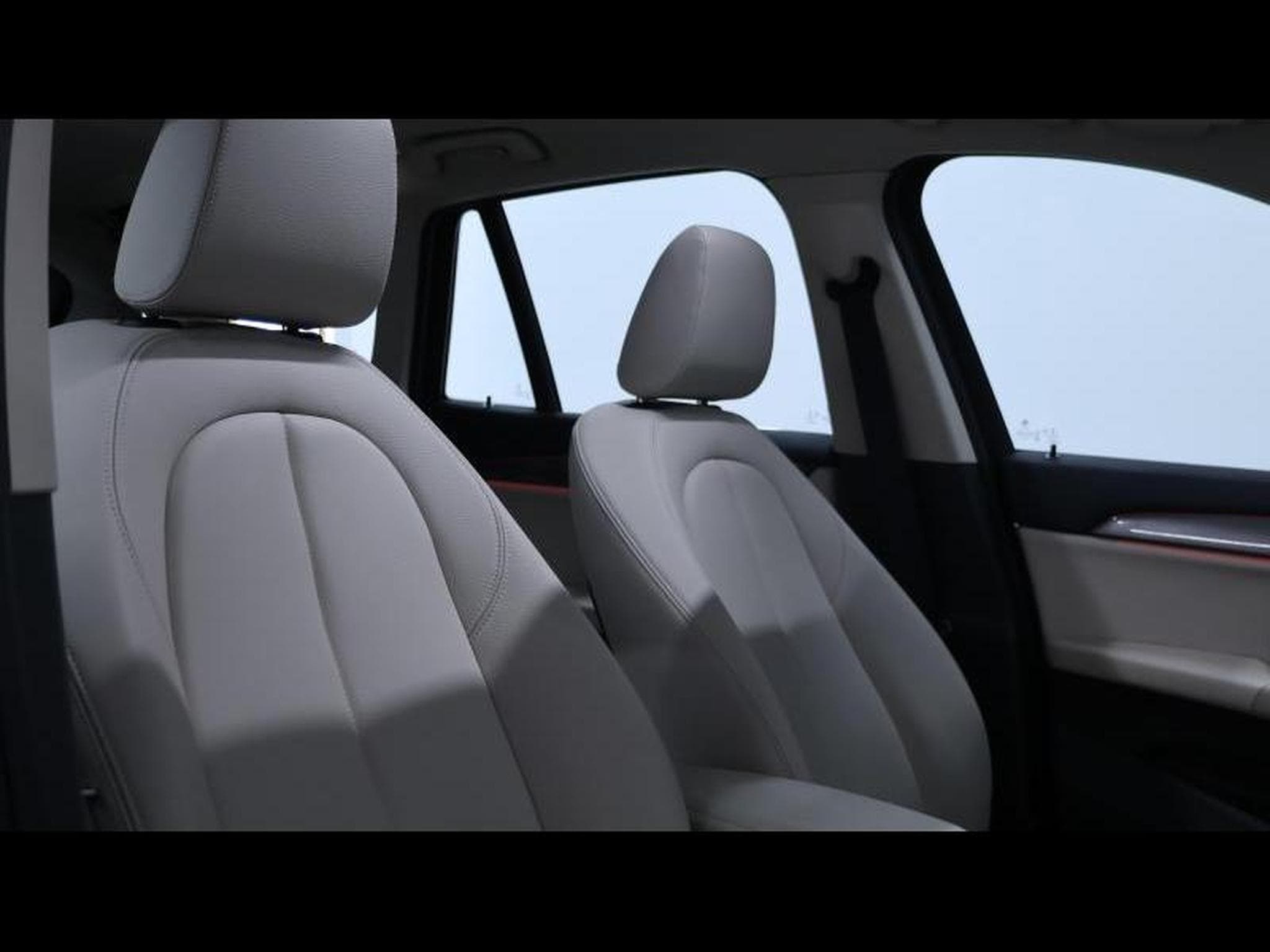 BMW X1 20i xDrive xLine Steptronic (2020) - Foto 12