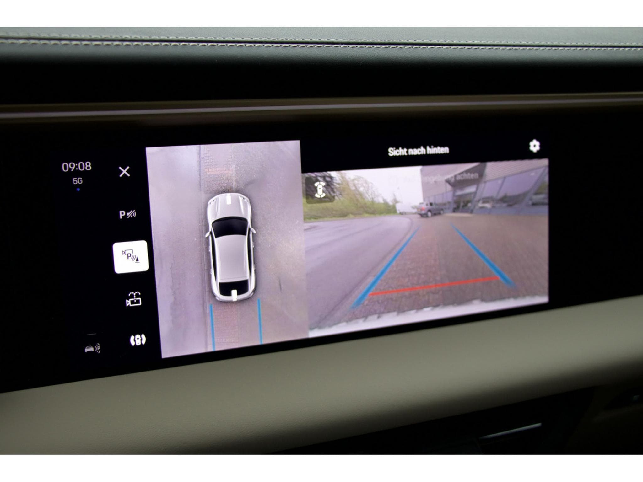 Porsche Macan Turbo (2025) - Photo 10